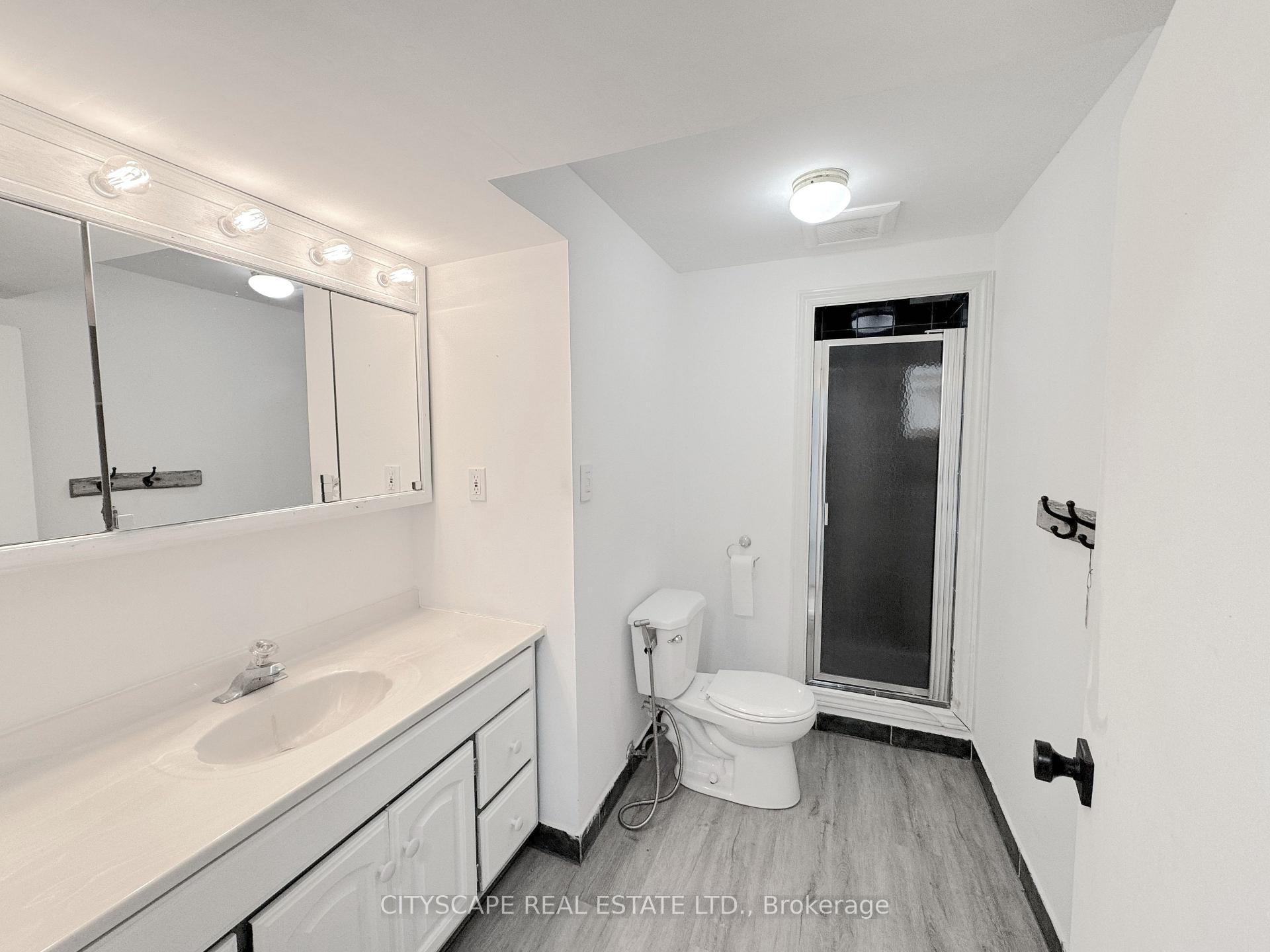 Photo 33 of 60 Hillview Drive, Newmarket, Bristol-London — HOMEH