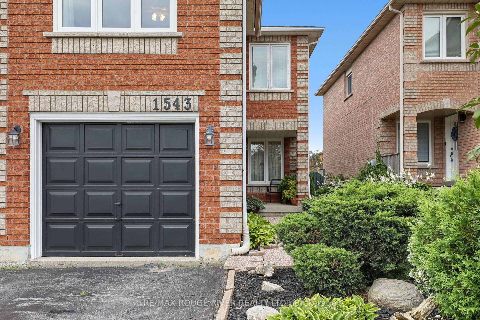 Photo 2 of 1543 Otonabee Drive, Pickering, Amberlea — HOMEH