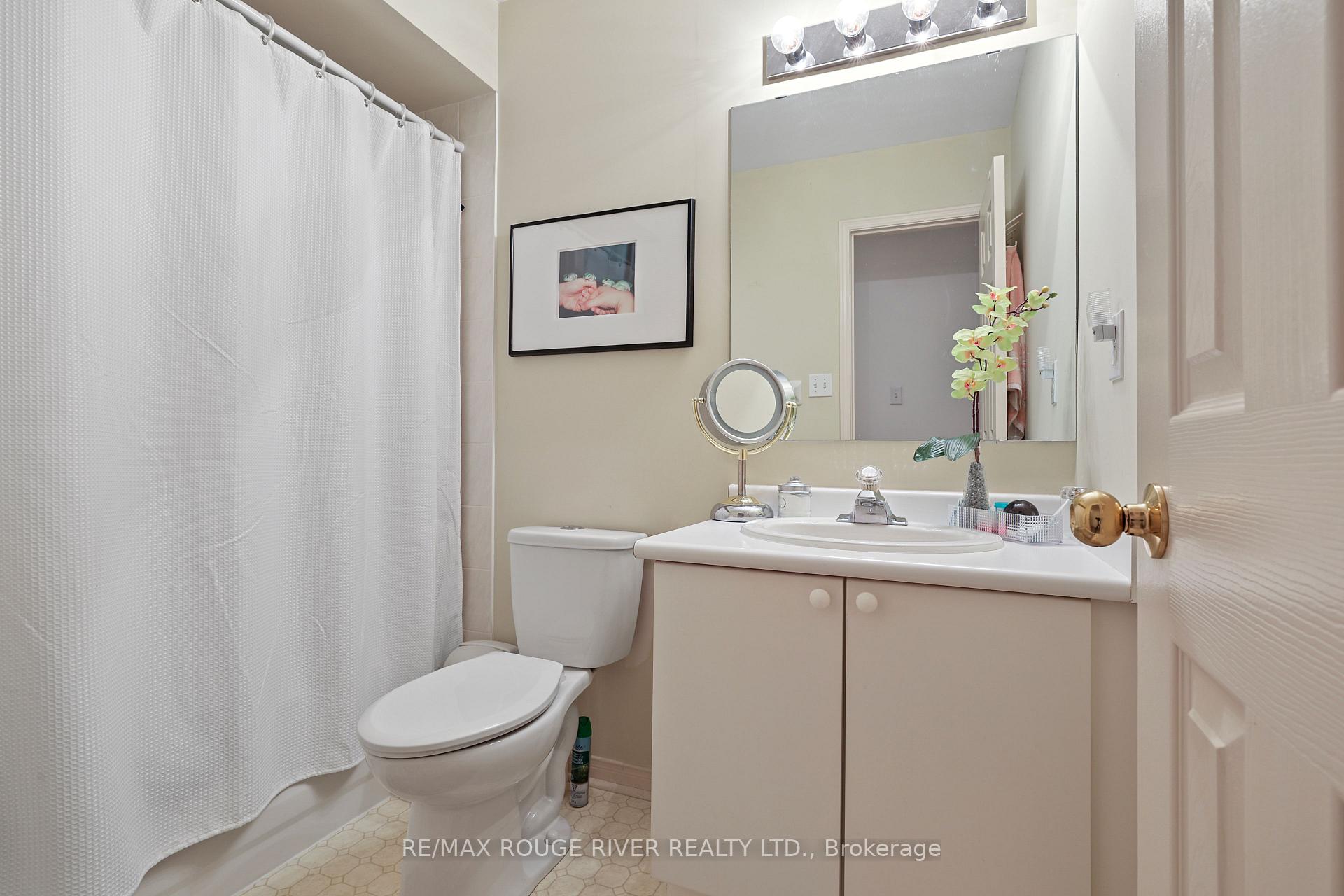 Photo 30 of 1543 Otonabee Drive, Pickering, Amberlea — HOMEH