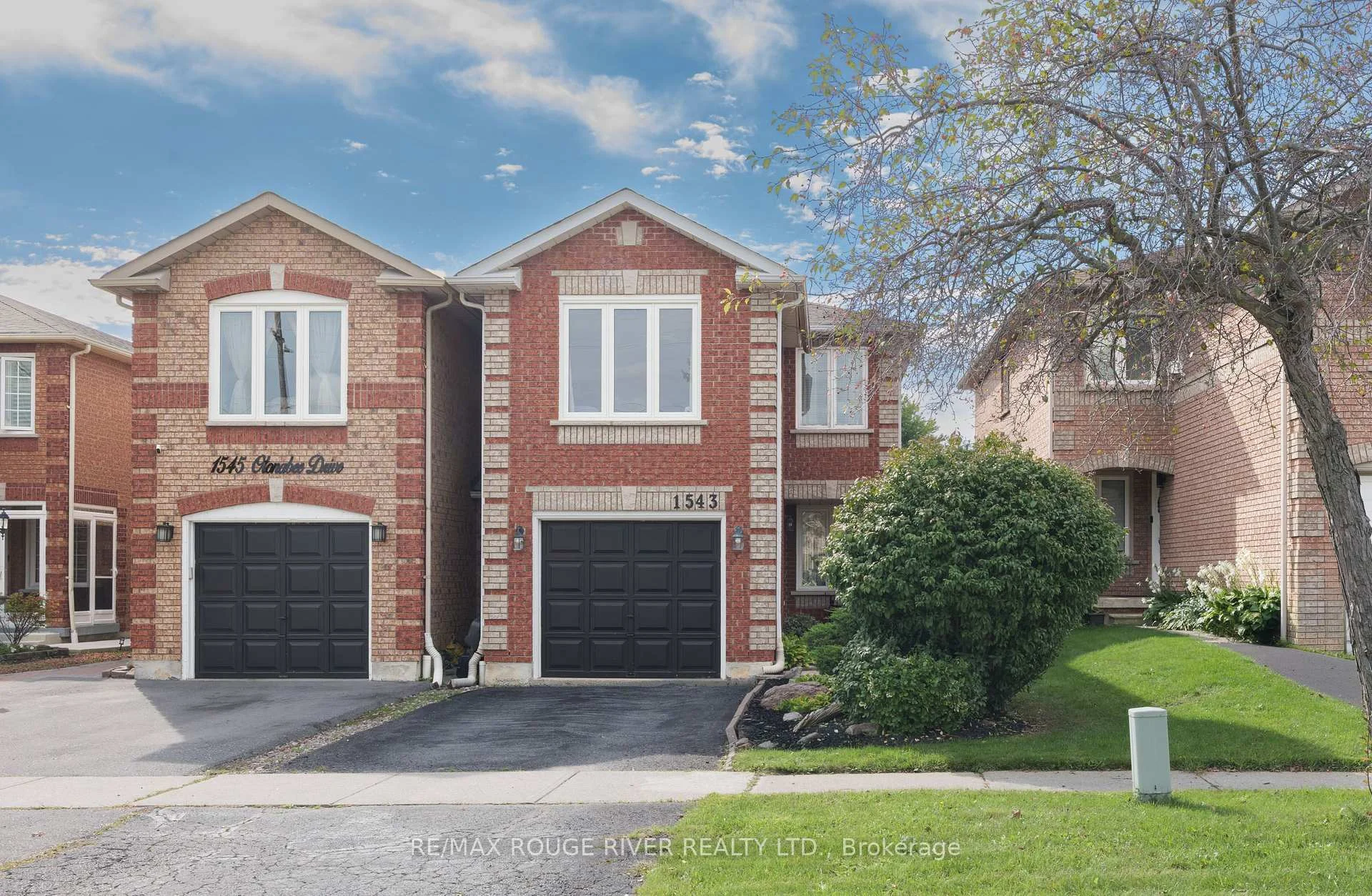 Photo 32 of 1543 Otonabee Drive, Pickering, Amberlea — HOMEH