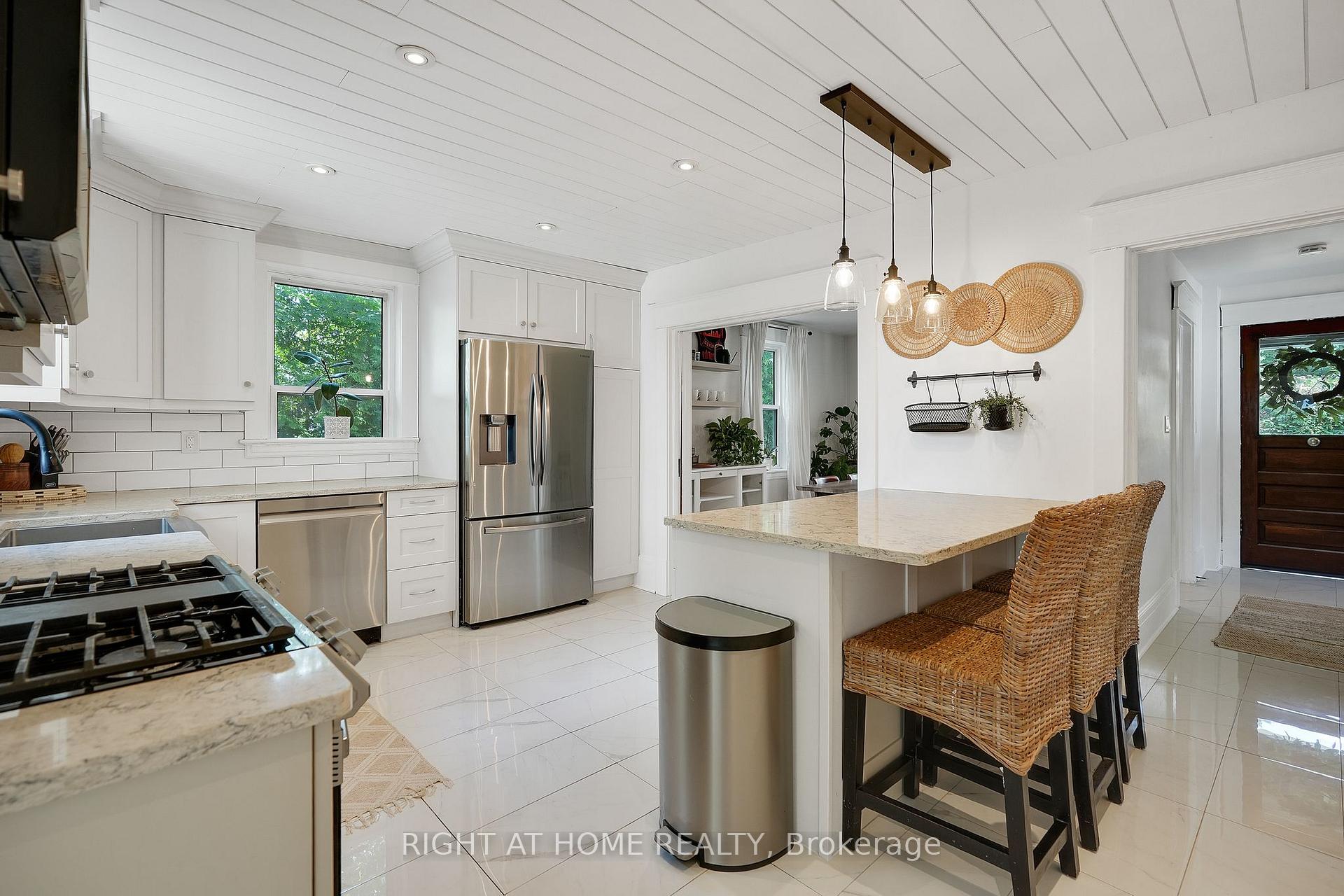 Photo 10 of 123 John Street, Kawartha Lakes, Woodville — HOMEH