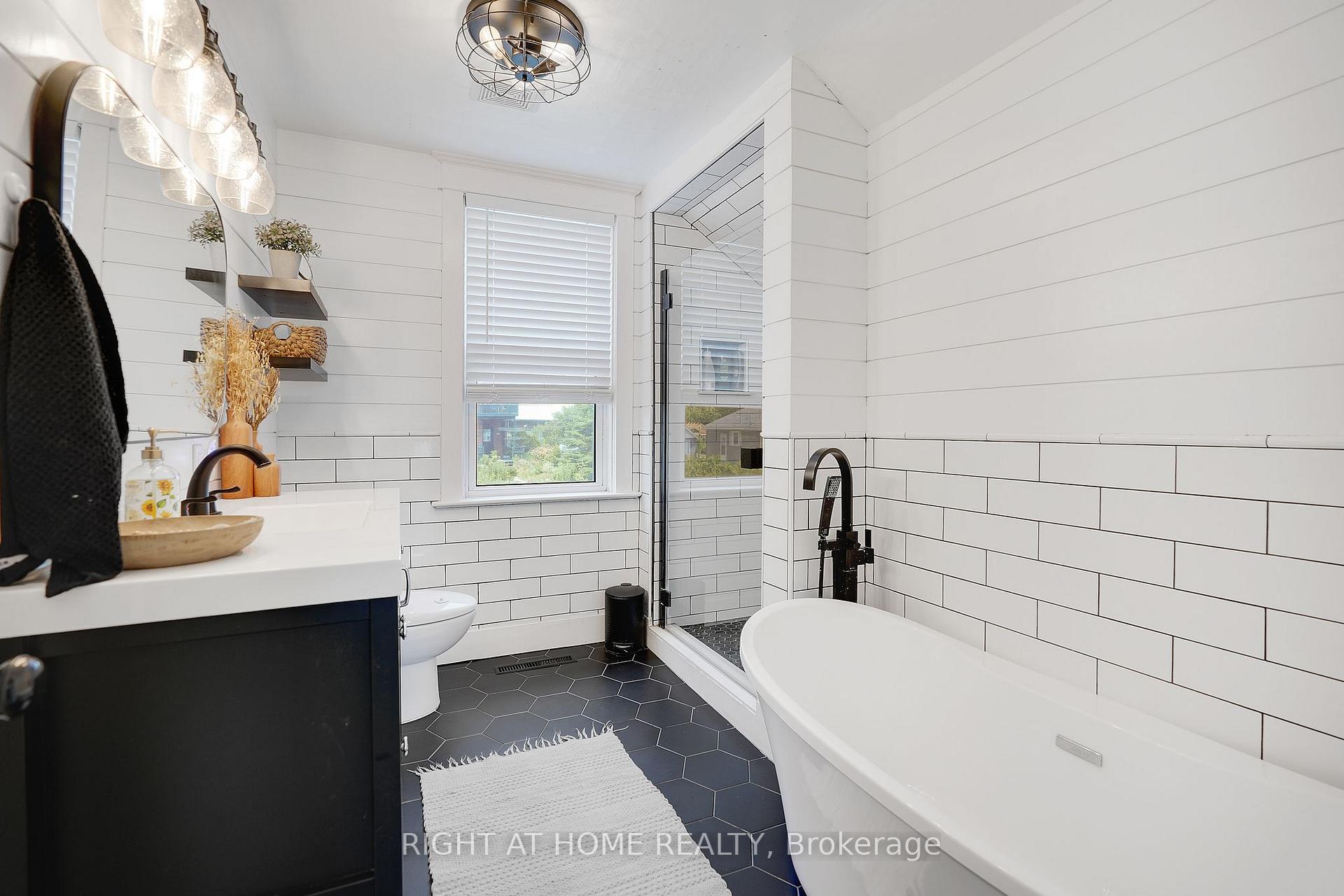 Photo 28 of 123 John Street, Kawartha Lakes, Woodville — HOMEH
