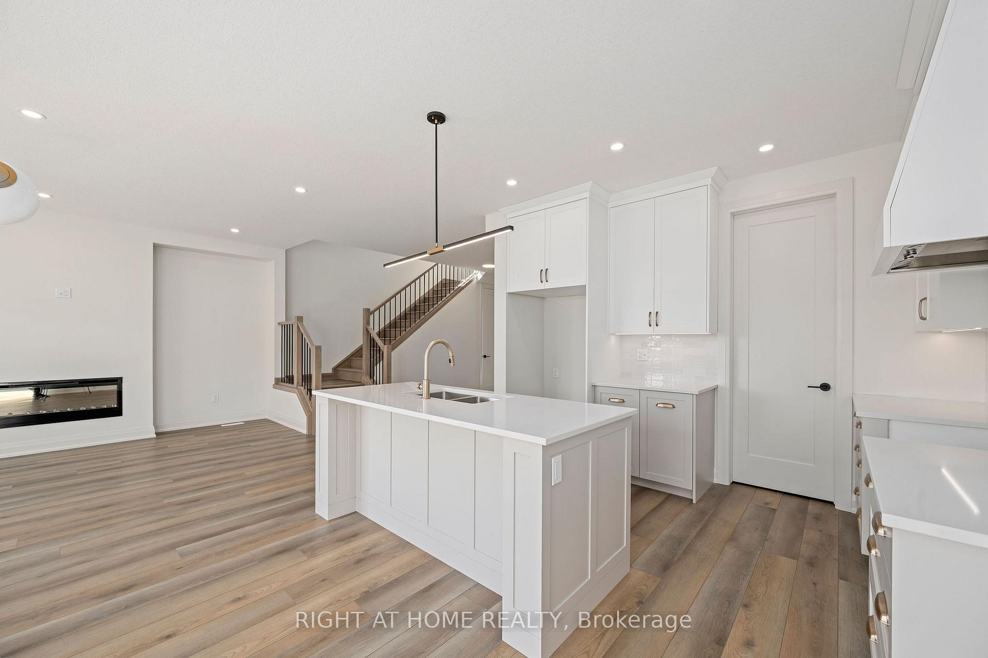 Photo 8 of 43 Lucas Road, St. Thomas — HOMEH