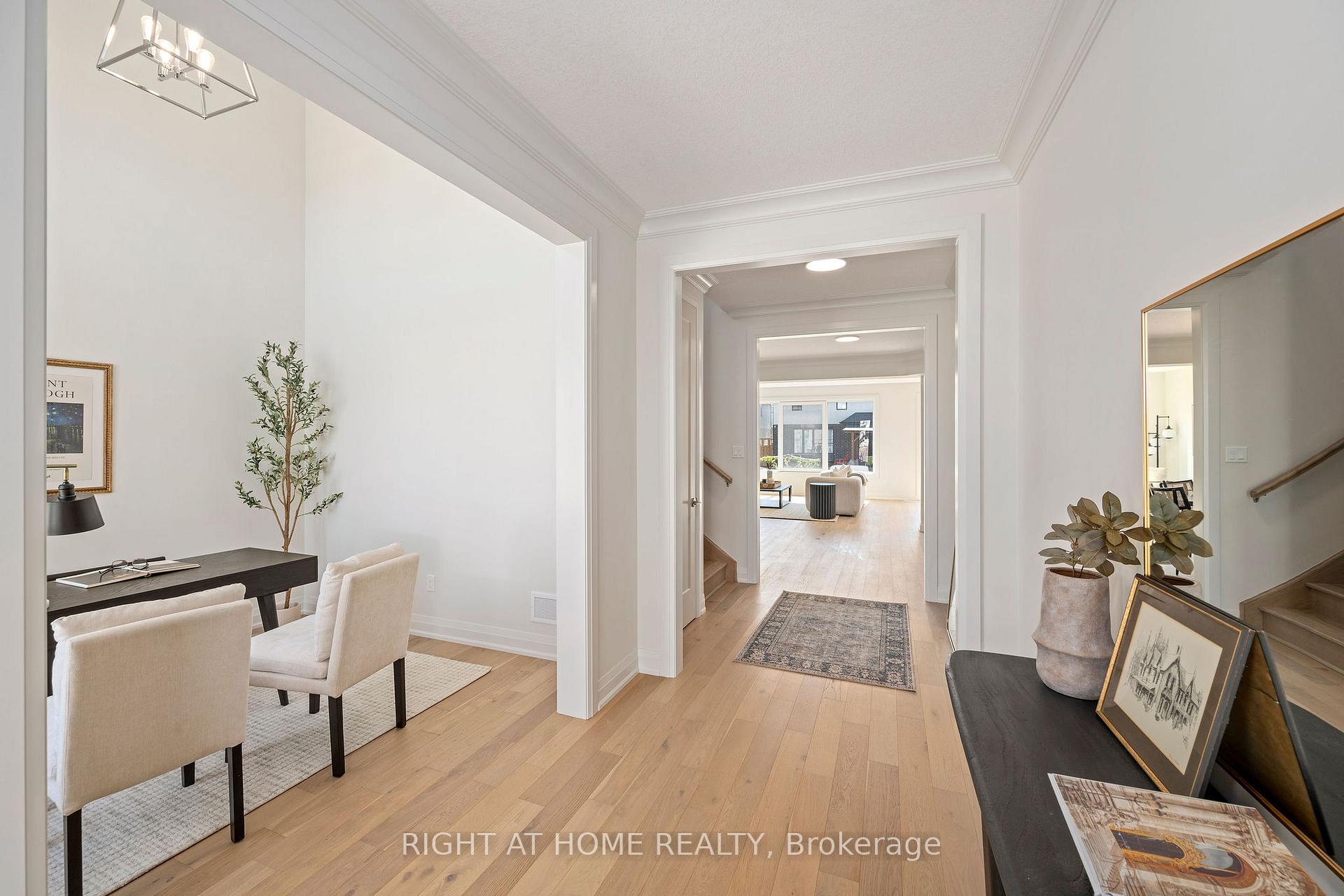 Photo 6 of 337 Manhattan Drive, London, South K — HOMEH