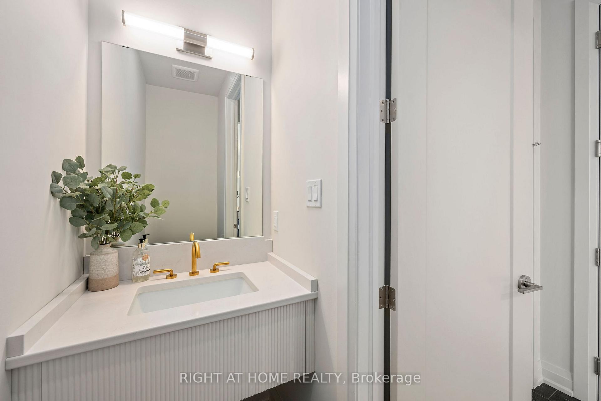 Photo 16 of 337 Manhattan Drive, London, South K — HOMEH