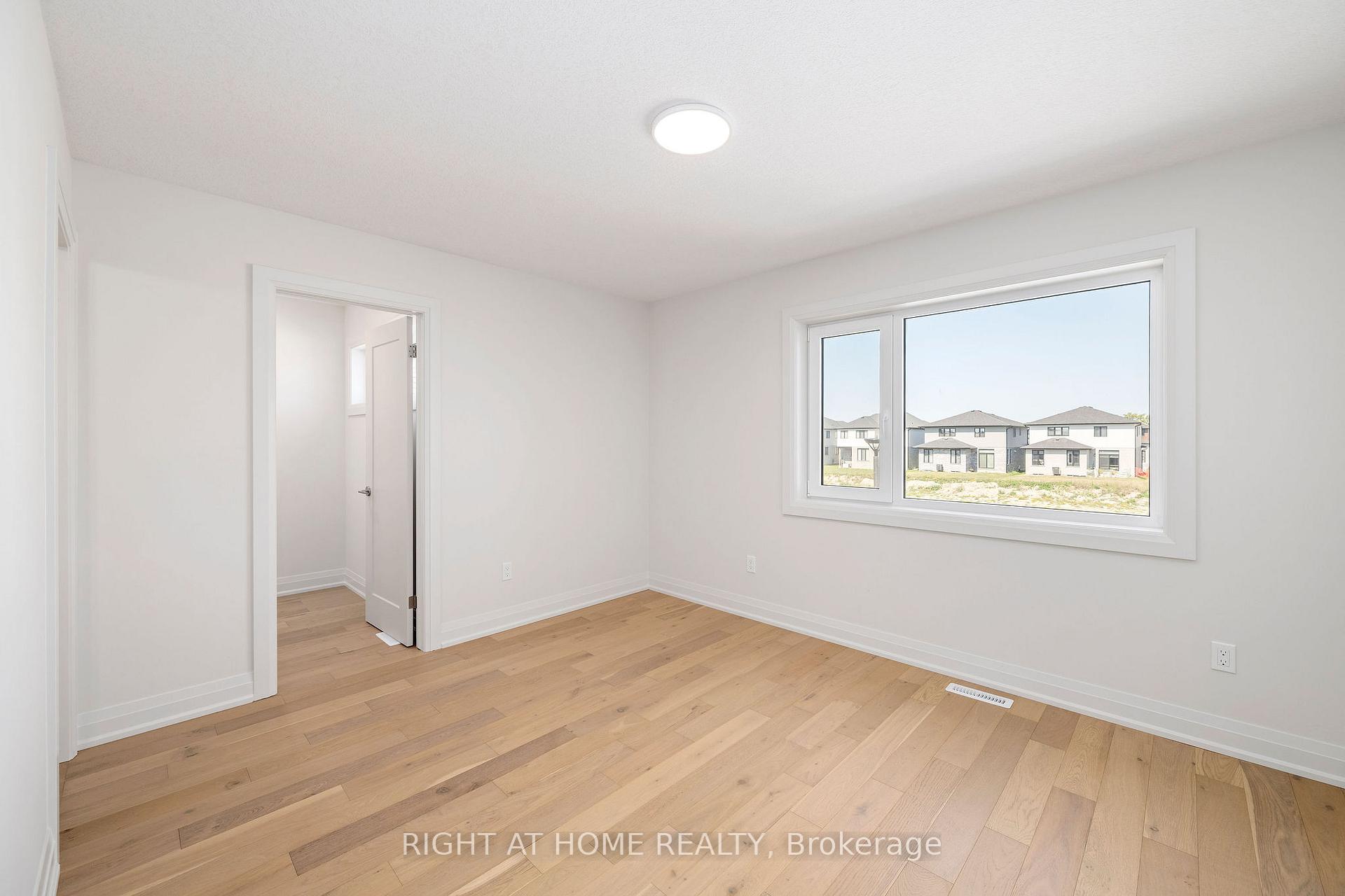 Photo 27 of 337 Manhattan Drive, London, South K — HOMEH