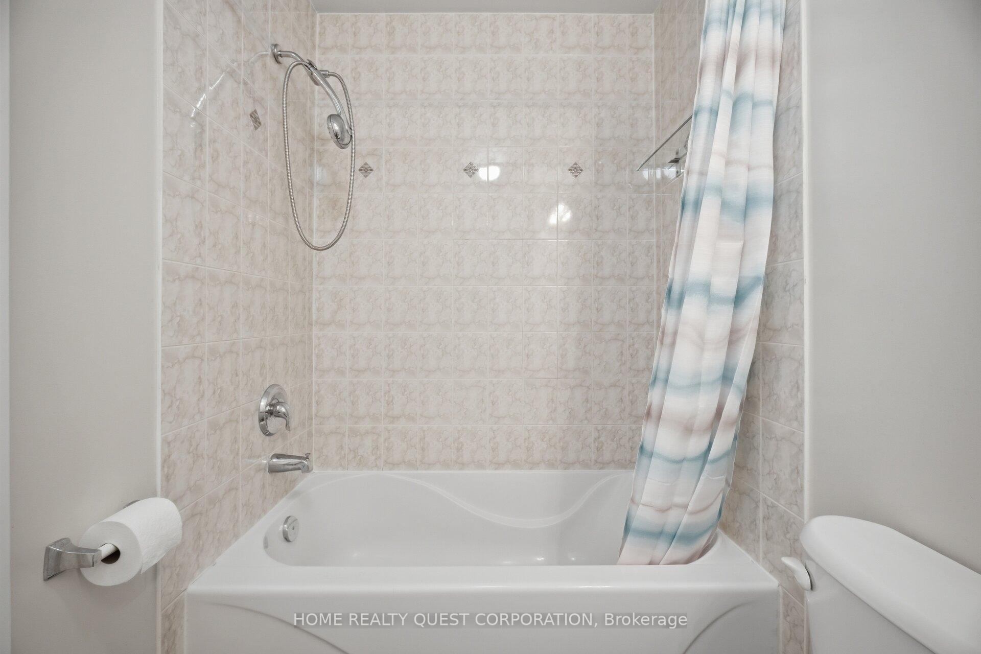 Photo 27 of 4301 Trail Blazer Way, Mississauga, Hurontario — HOMEH