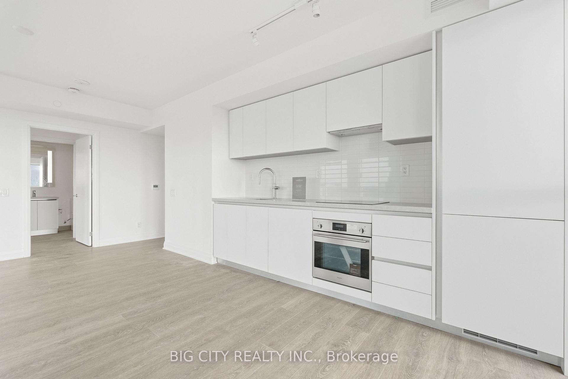 Photo 6 of Unit 2202, 25 Frederick Todd Way, Toronto, Thorncliffe Park — HOMEH