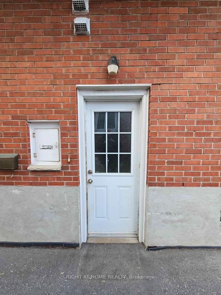 Photo 3 of Unit Lower, 707 Hortop Street, Oshawa, Centennial — HOMEH
