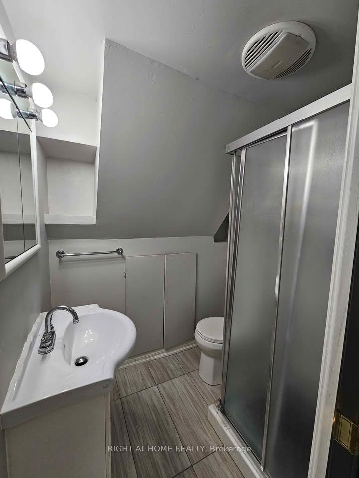 Photo 14 of Unit Lower, 707 Hortop Street, Oshawa, Centennial — HOMEH