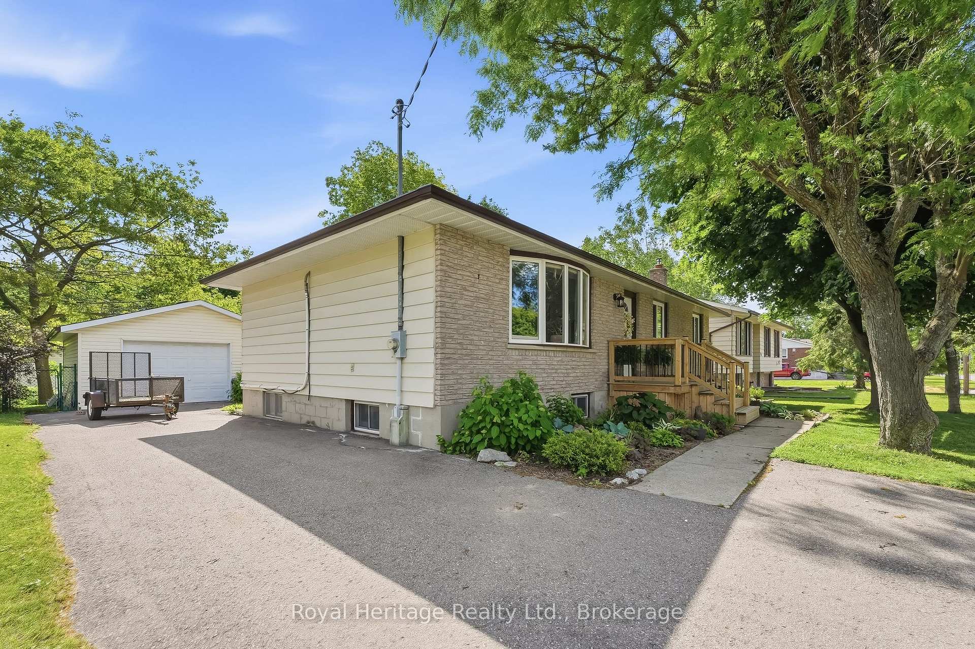 Photo 34 of 93 Division Street S, Brighton — HOMEH
