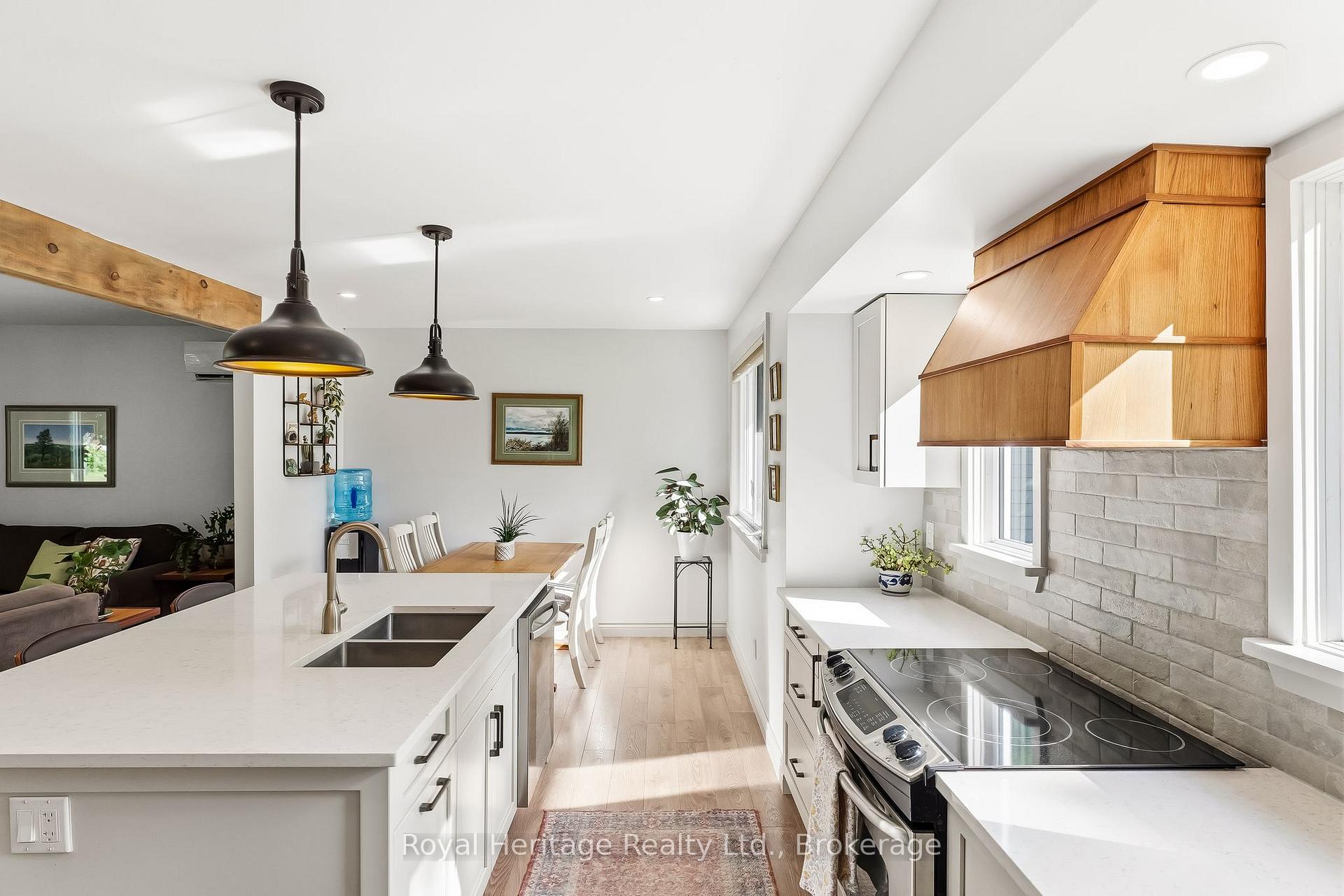 Photo 11 of 93 Division Street S, Brighton — HOMEH
