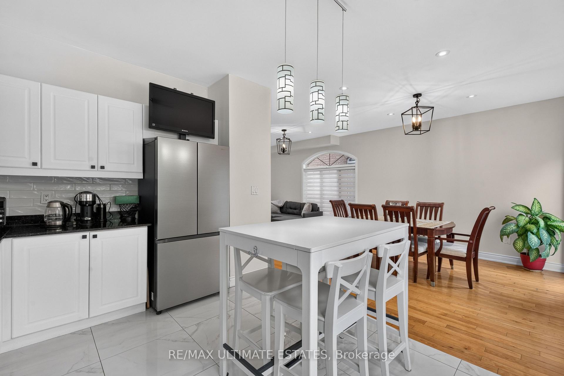 Photo 26 of 22 Copperstone Crescent, Richmond Hill, Rouge Woods — HOMEH