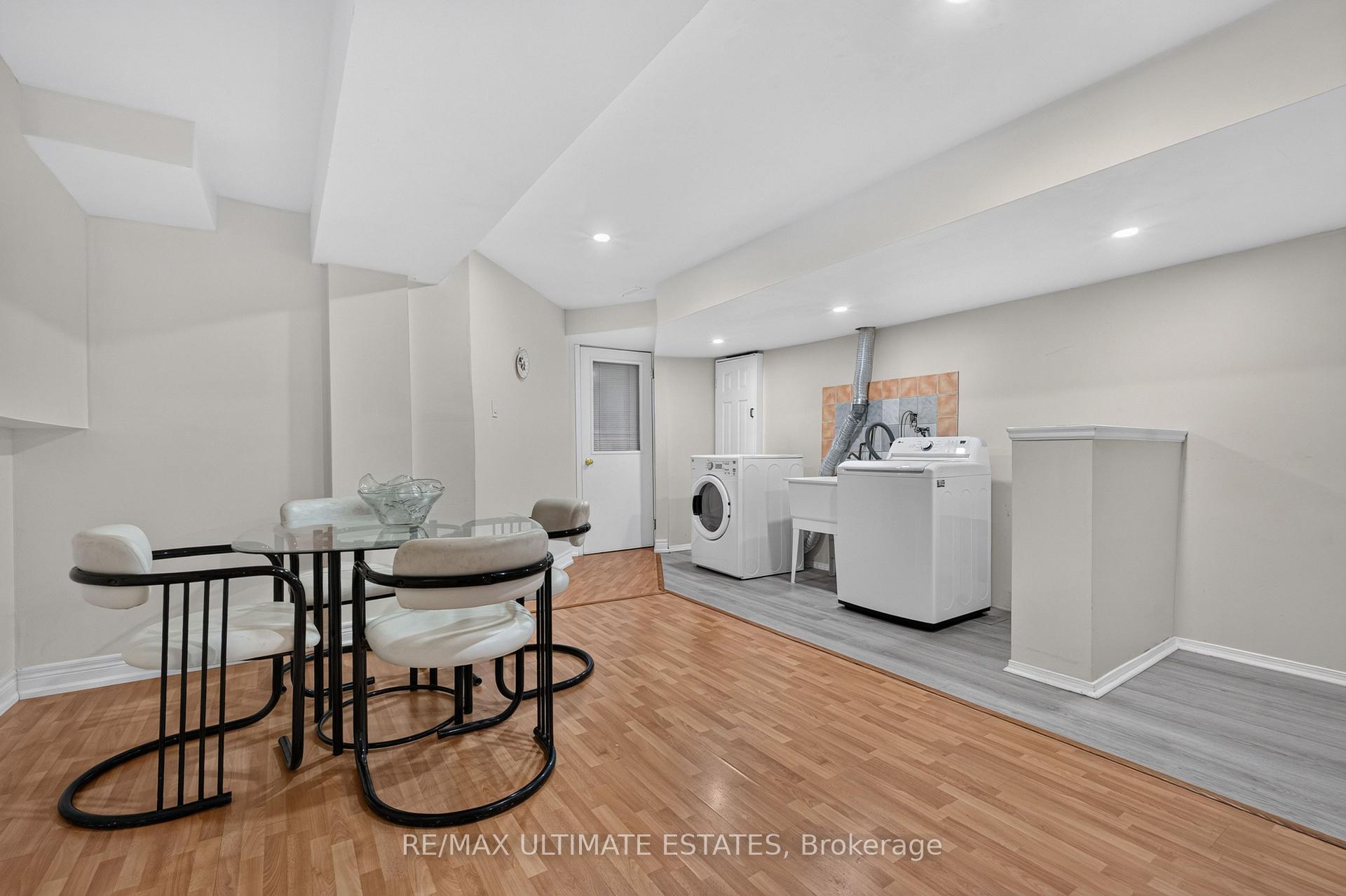 Photo 40 of 22 Copperstone Crescent, Richmond Hill, Rouge Woods — HOMEH