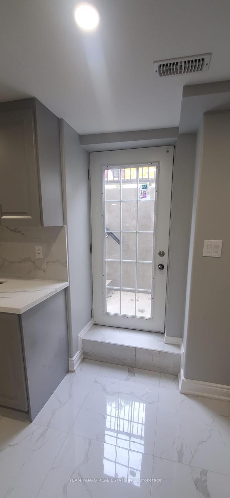 Photo 2 of Unit (Lower), 162 Luella Crescent, Brampton, Fletcher's Meadow — HOMEH
