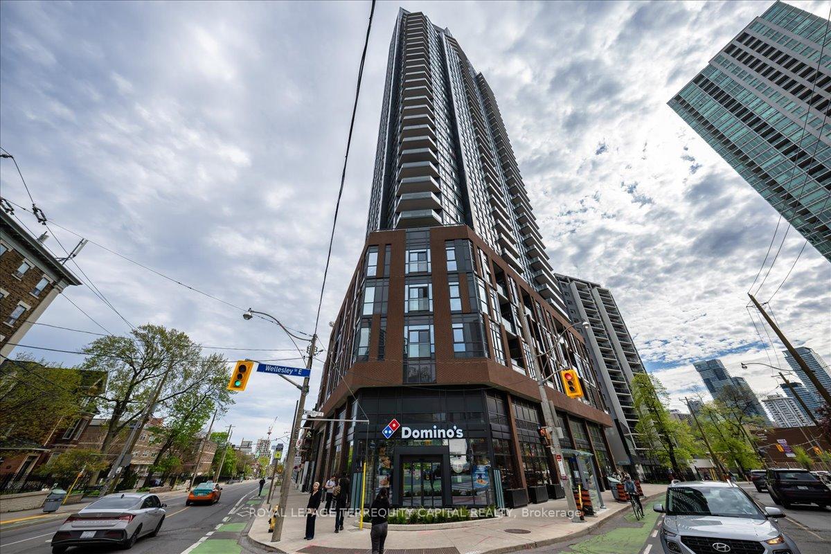 Photo 2 of Unit 3002, 159 Wellesley Street E, Toronto, Cabbagetown-South St. James Town — HOMEH