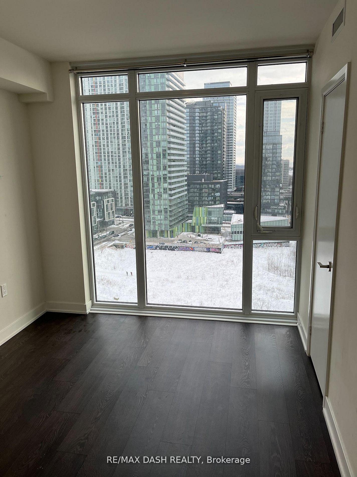 Photo 8 of Unit 806W, 27 Bathurst Street, Toronto, Waterfront Communities — HOMEH