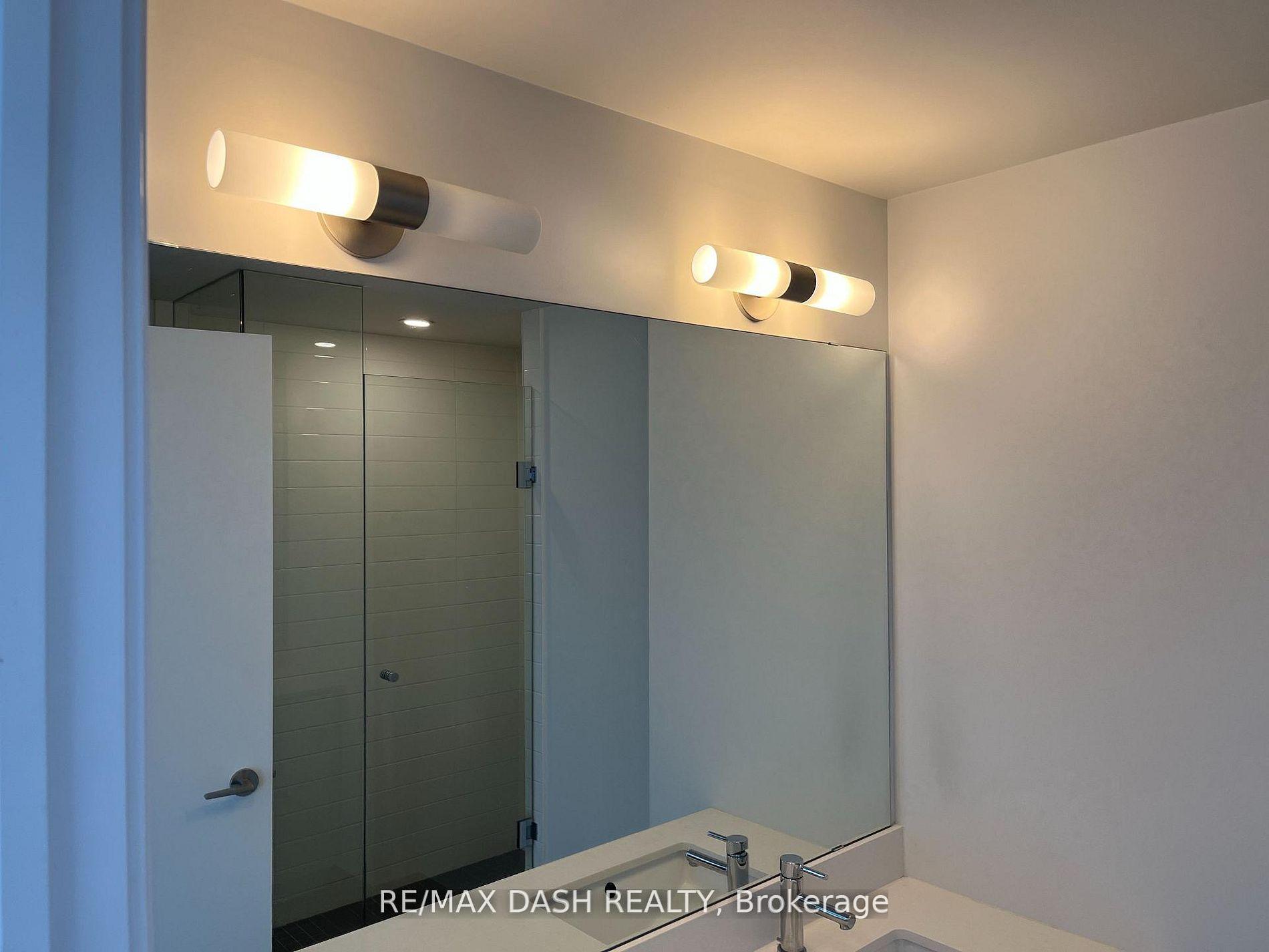 Photo 10 of Unit 806W, 27 Bathurst Street, Toronto, Waterfront Communities — HOMEH