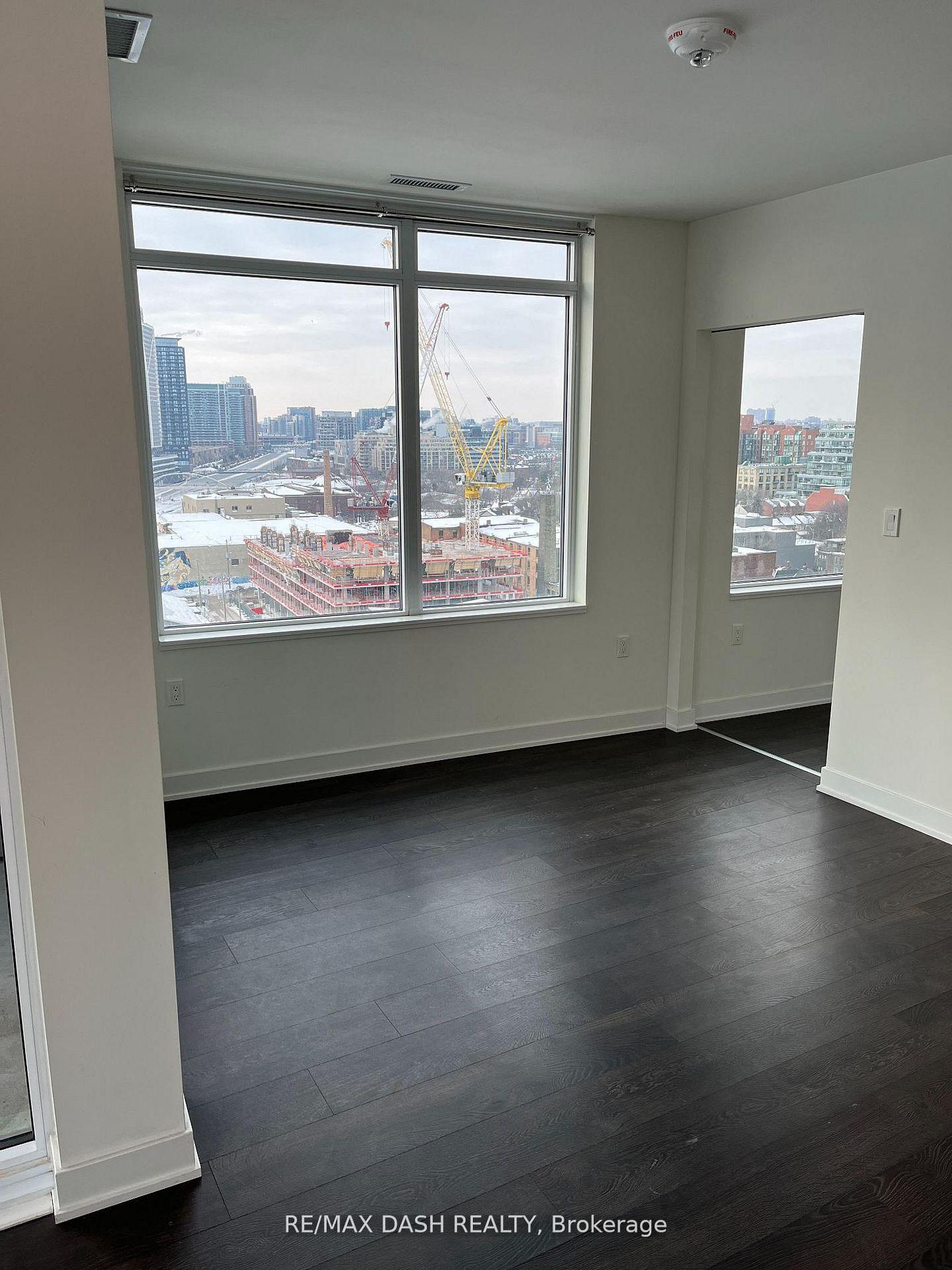 Photo 14 of Unit 806W, 27 Bathurst Street, Toronto, Waterfront Communities — HOMEH
