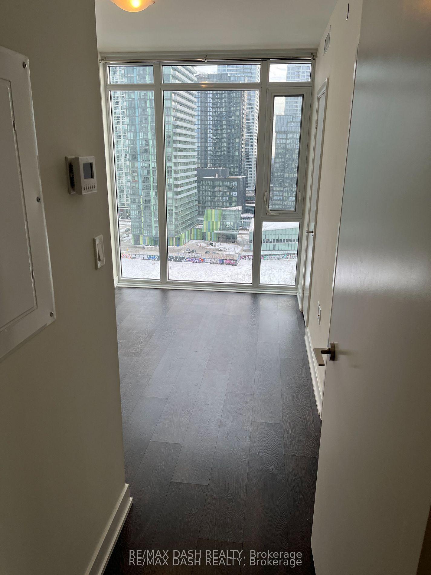 Photo 19 of Unit 806W, 27 Bathurst Street, Toronto, Waterfront Communities — HOMEH
