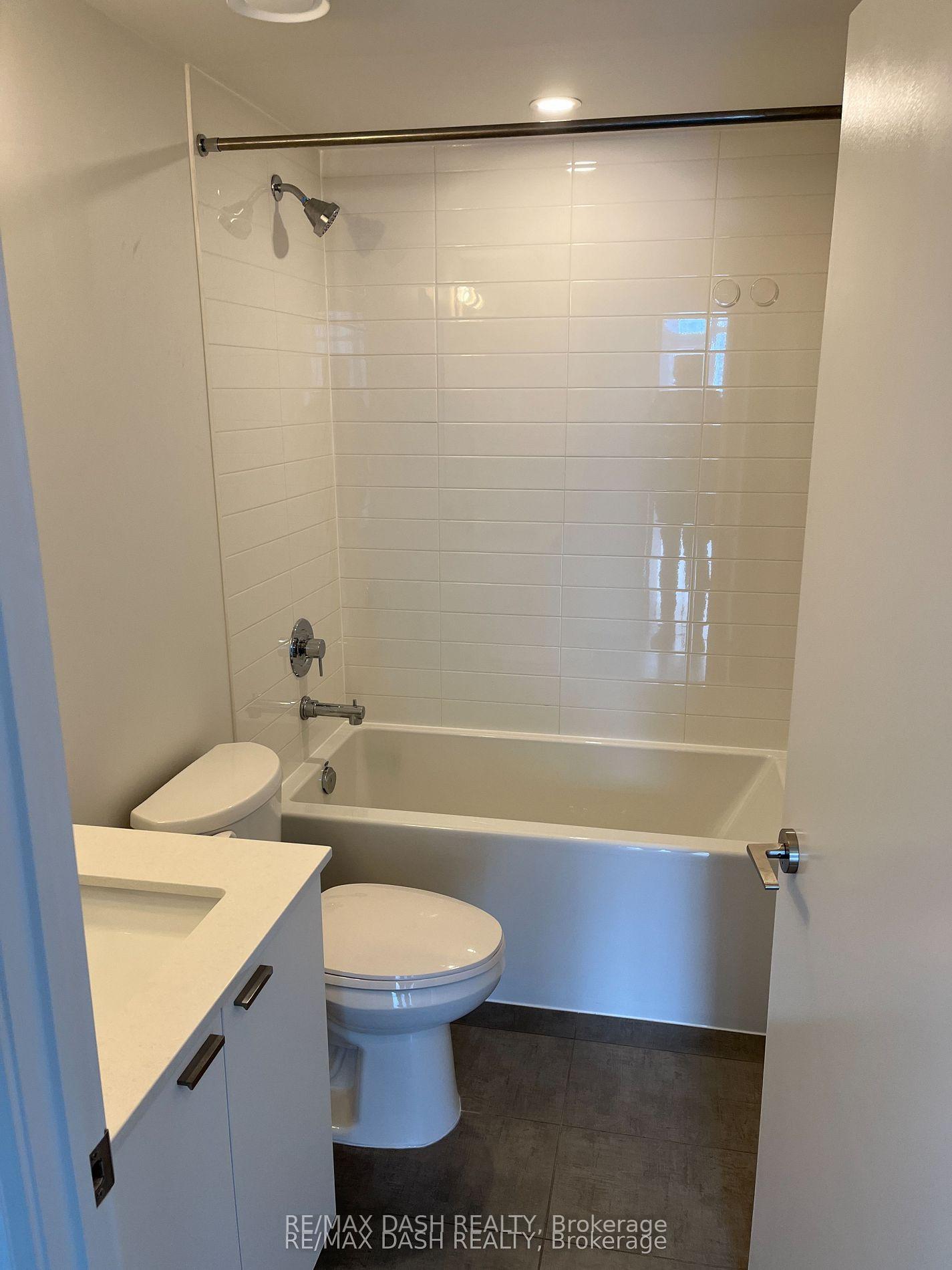 Photo 20 of Unit 806W, 27 Bathurst Street, Toronto, Waterfront Communities — HOMEH