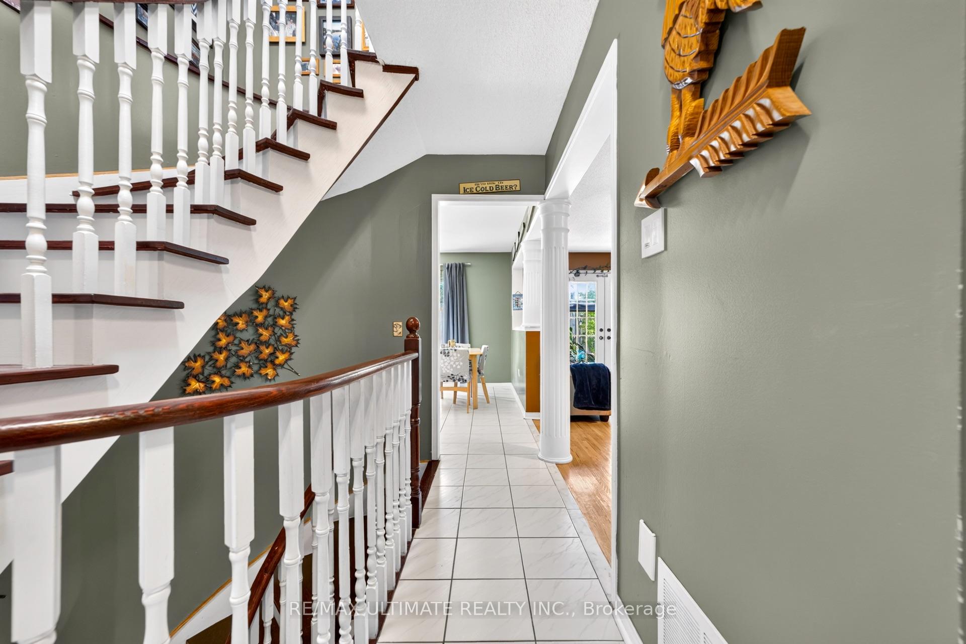Photo 7 of 96 Cresthaven Road, Brampton, Snelgrove — HOMEH