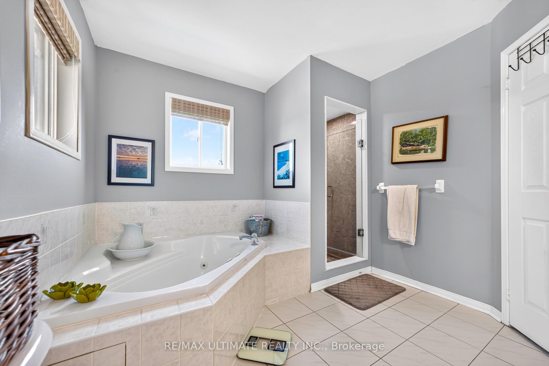Photo 25 of 96 Cresthaven Road, Brampton, Snelgrove — HOMEH