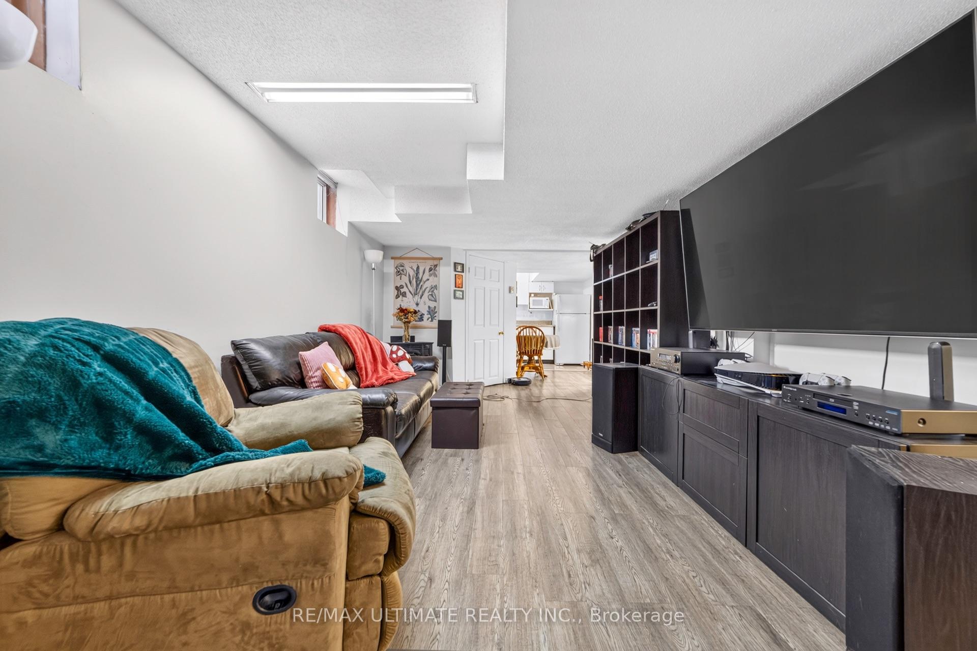 Photo 36 of 96 Cresthaven Road, Brampton, Snelgrove — HOMEH
