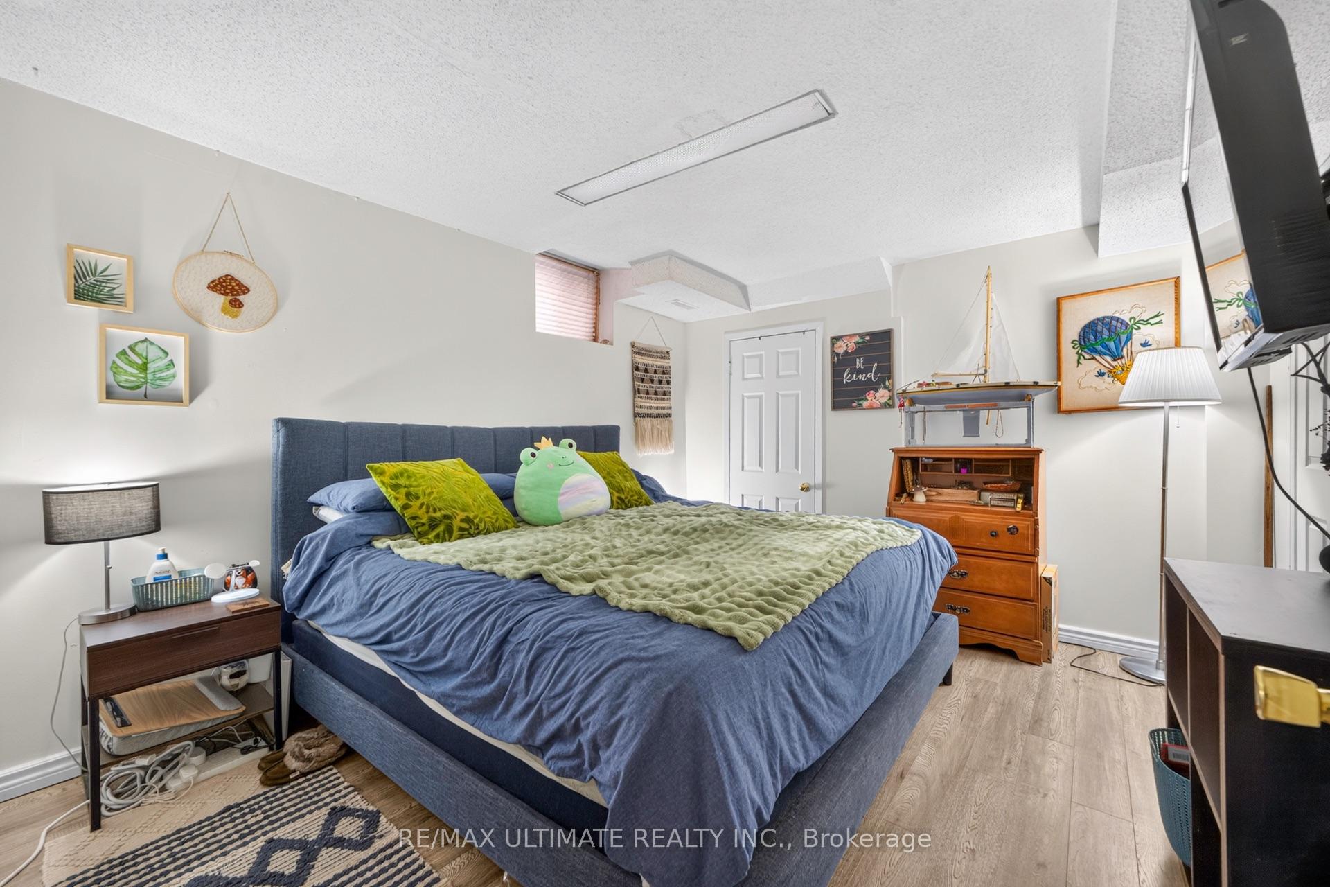 Photo 39 of 96 Cresthaven Road, Brampton, Snelgrove — HOMEH