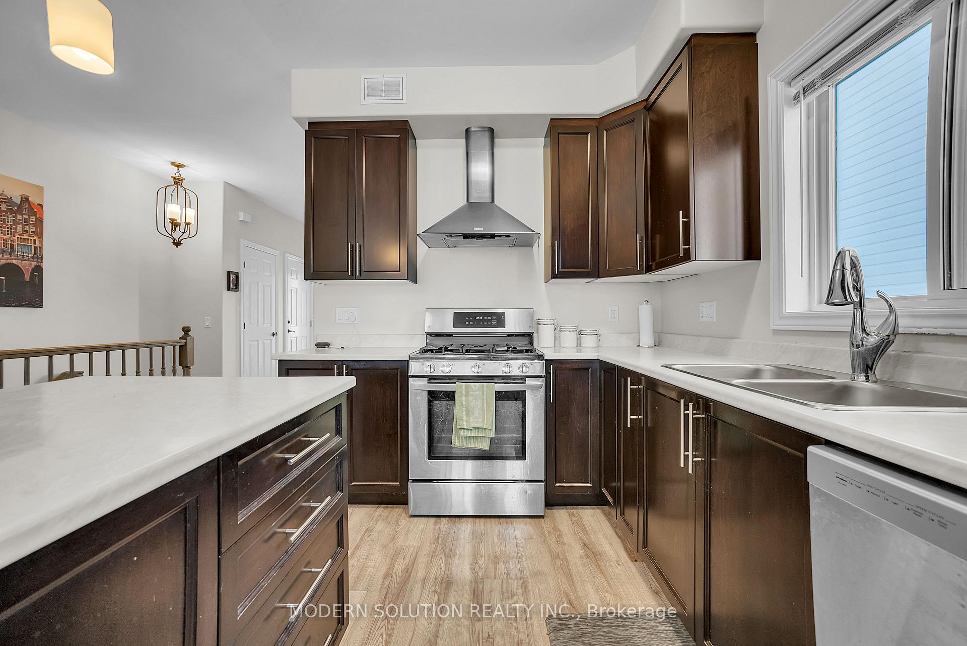 Photo 8 of 12 Cypress Drive, Belleville, Thurlow Ward — HOMEH