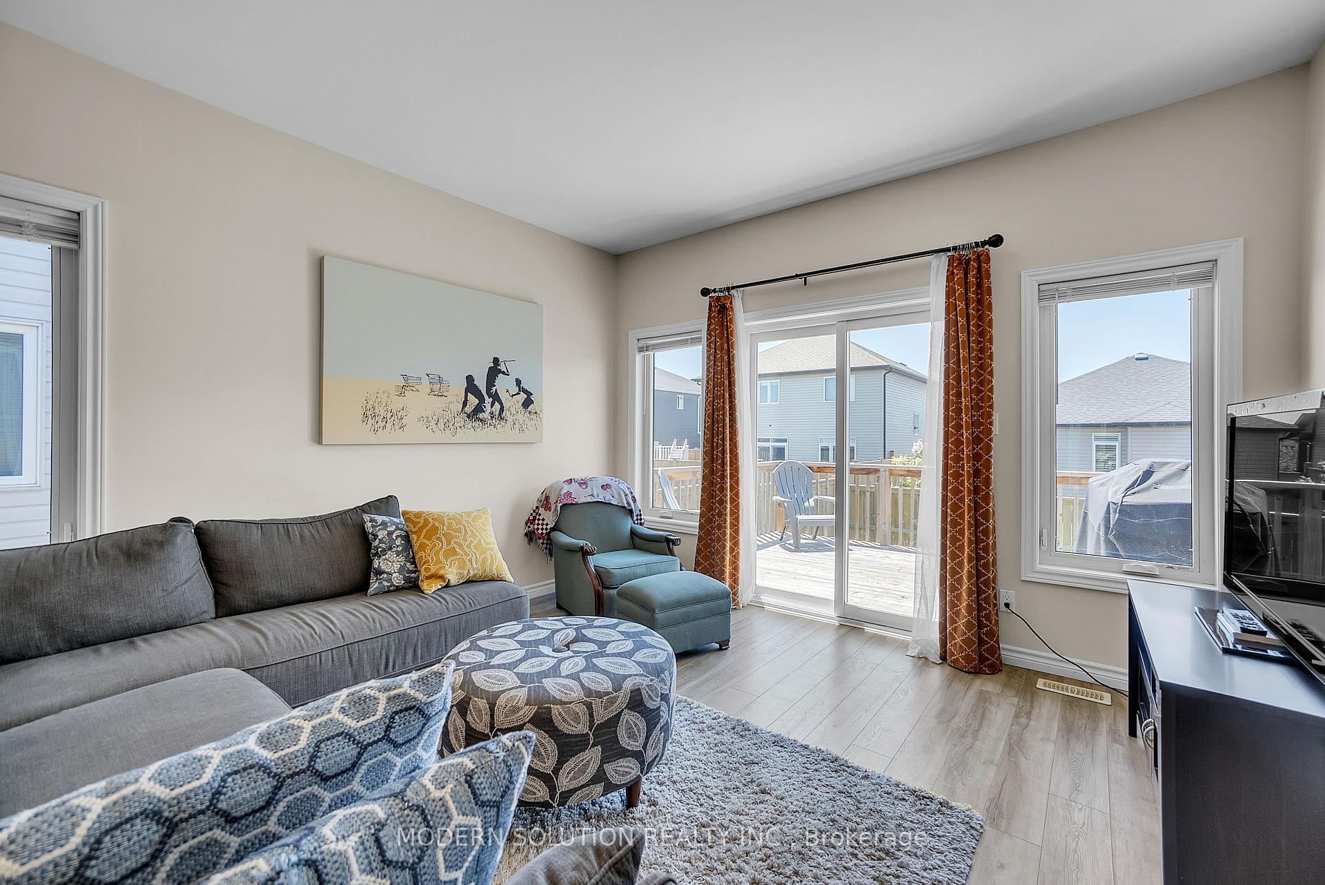 Photo 13 of 12 Cypress Drive, Belleville, Thurlow Ward — HOMEH