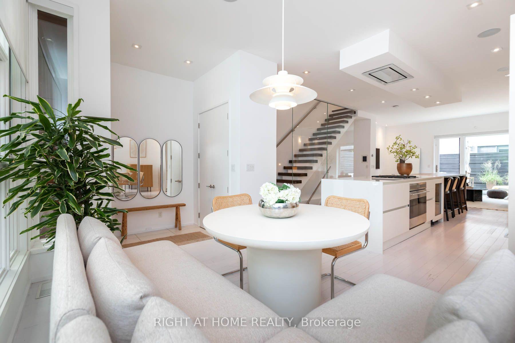 Photo 5 of 248 MANNING AVE Manning Avenue, Toronto, Trinity-Bellwoods — HOMEH