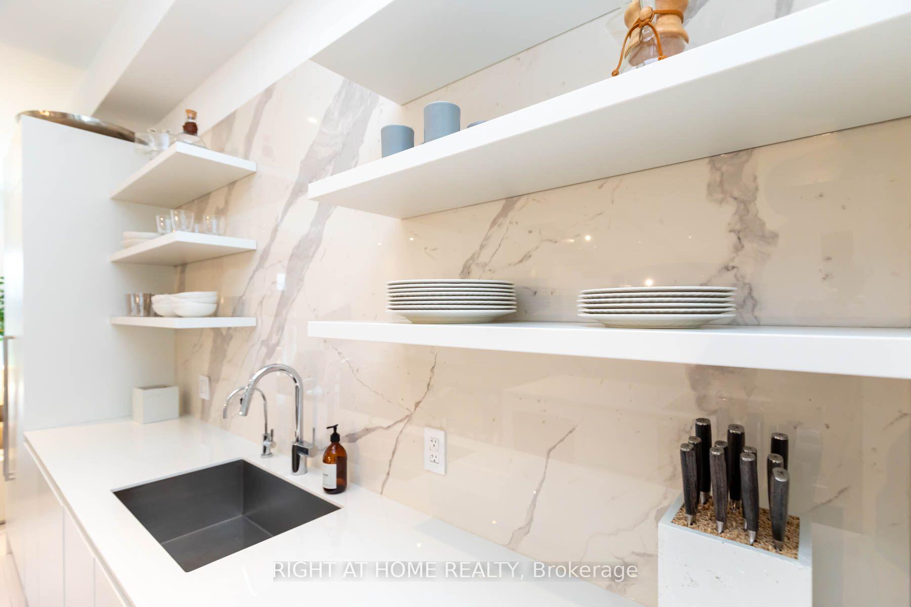 Photo 11 of 248 MANNING AVE Manning Avenue, Toronto, Trinity-Bellwoods — HOMEH