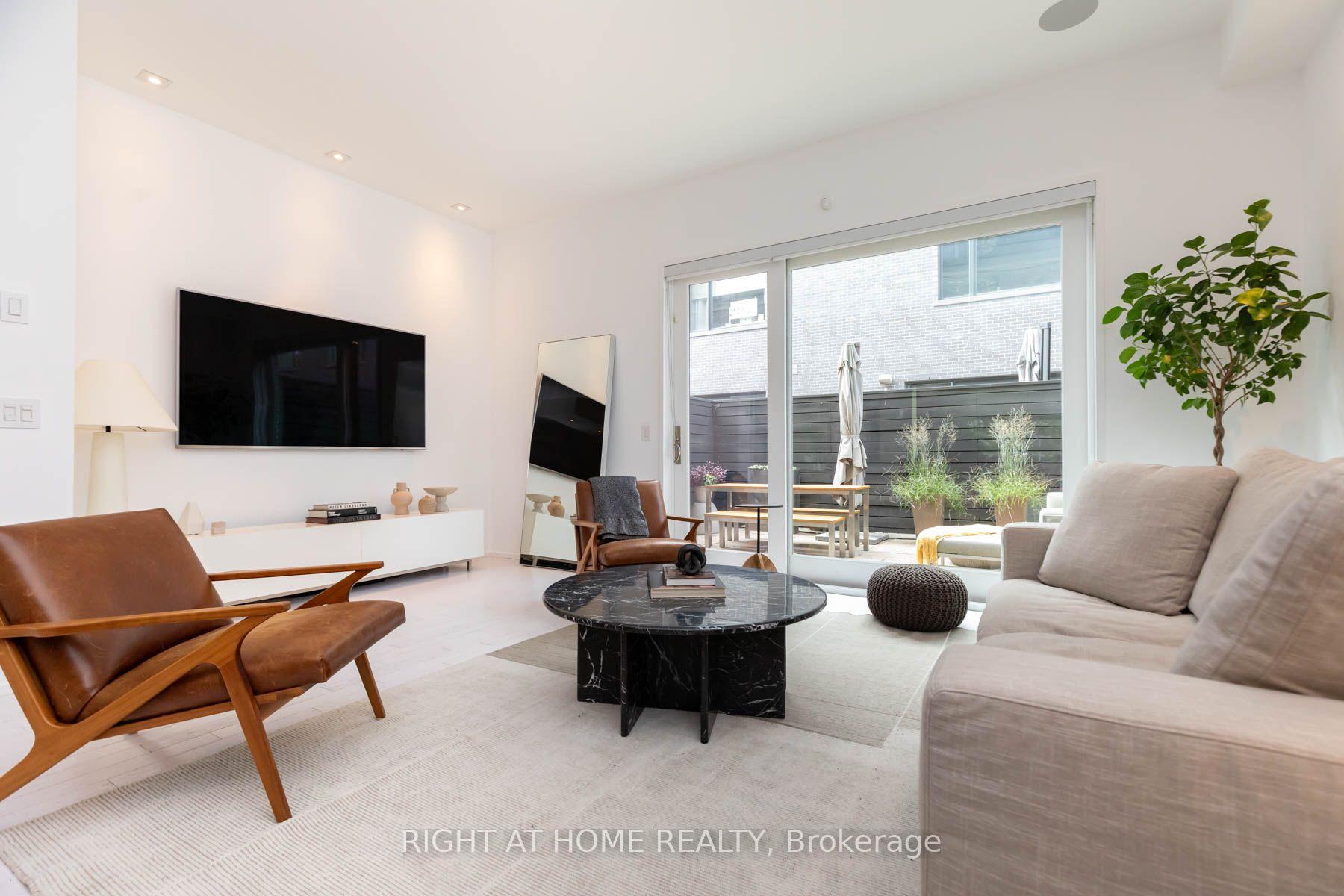 Photo 14 of 248 MANNING AVE Manning Avenue, Toronto, Trinity-Bellwoods — HOMEH