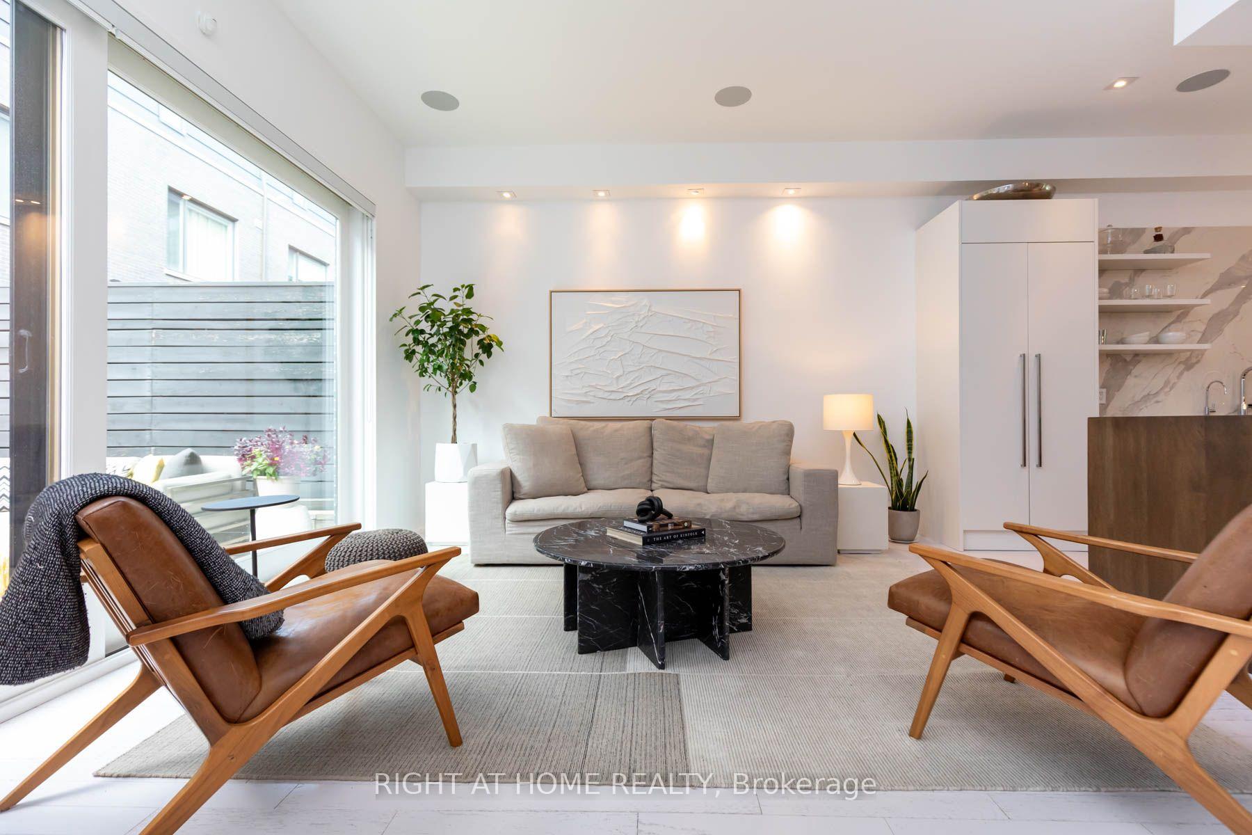 Photo 17 of 248 MANNING AVE Manning Avenue, Toronto, Trinity-Bellwoods — HOMEH