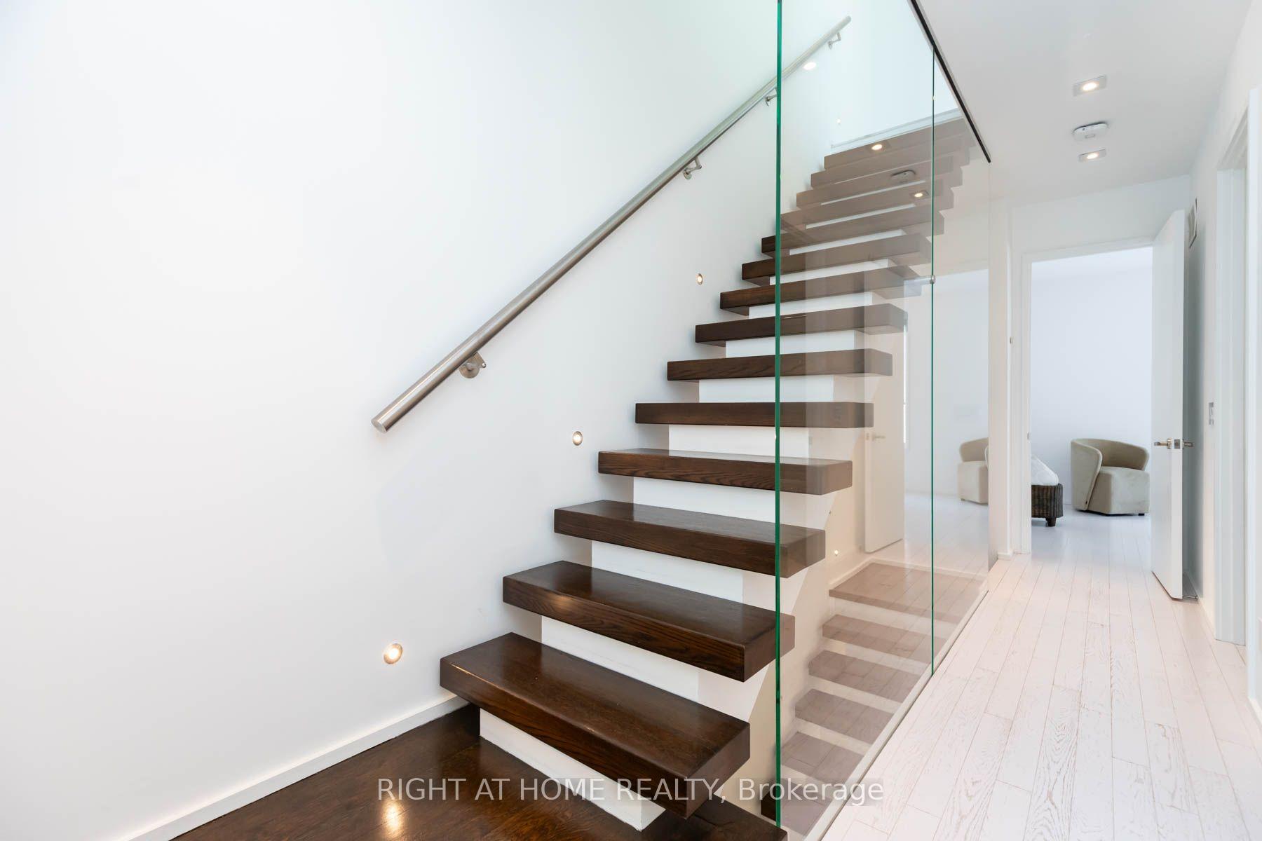 Photo 20 of 248 MANNING AVE Manning Avenue, Toronto, Trinity-Bellwoods — HOMEH