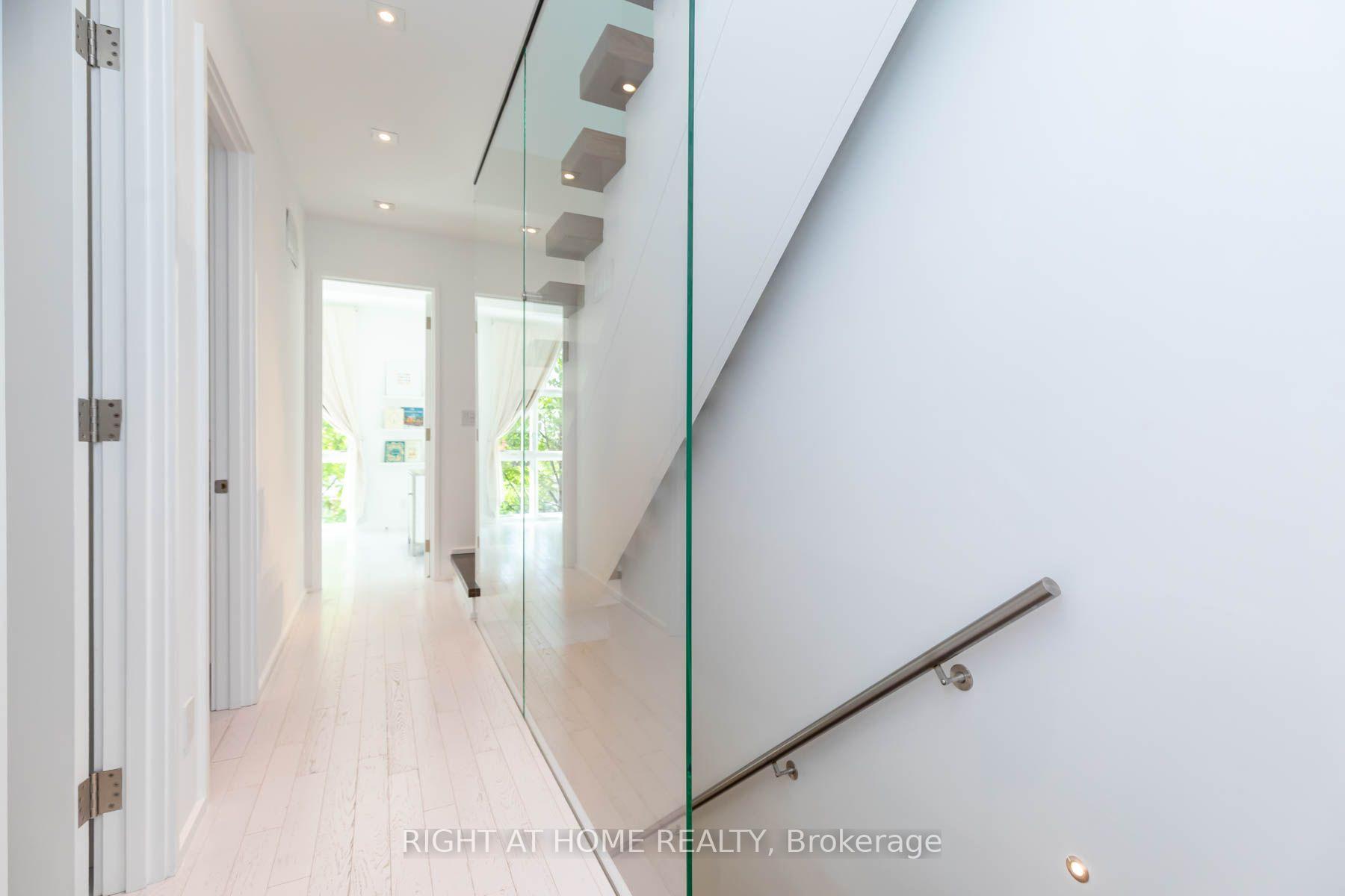 Photo 32 of 248 MANNING AVE Manning Avenue, Toronto, Trinity-Bellwoods — HOMEH