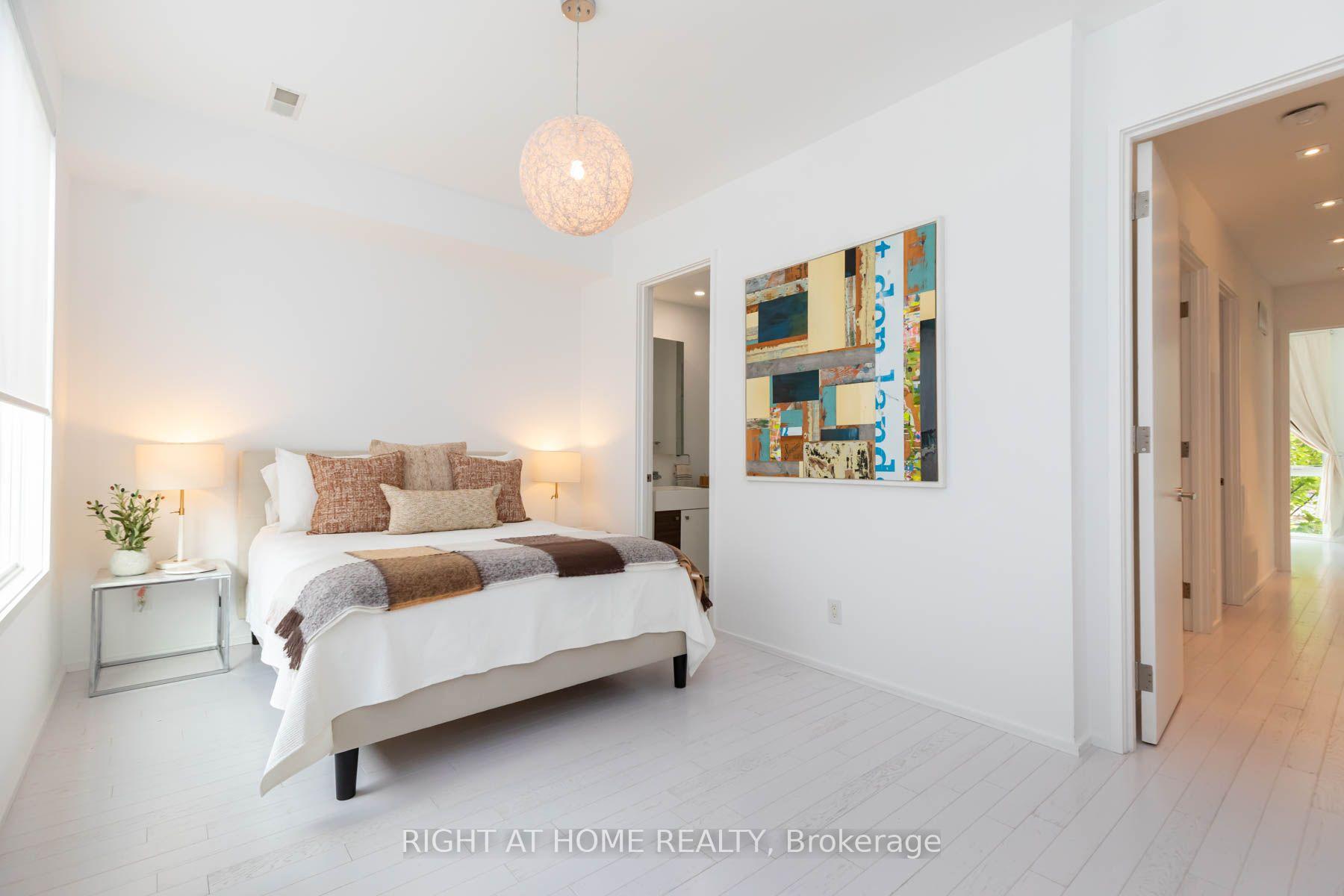 Photo 34 of 248 MANNING AVE Manning Avenue, Toronto, Trinity-Bellwoods — HOMEH