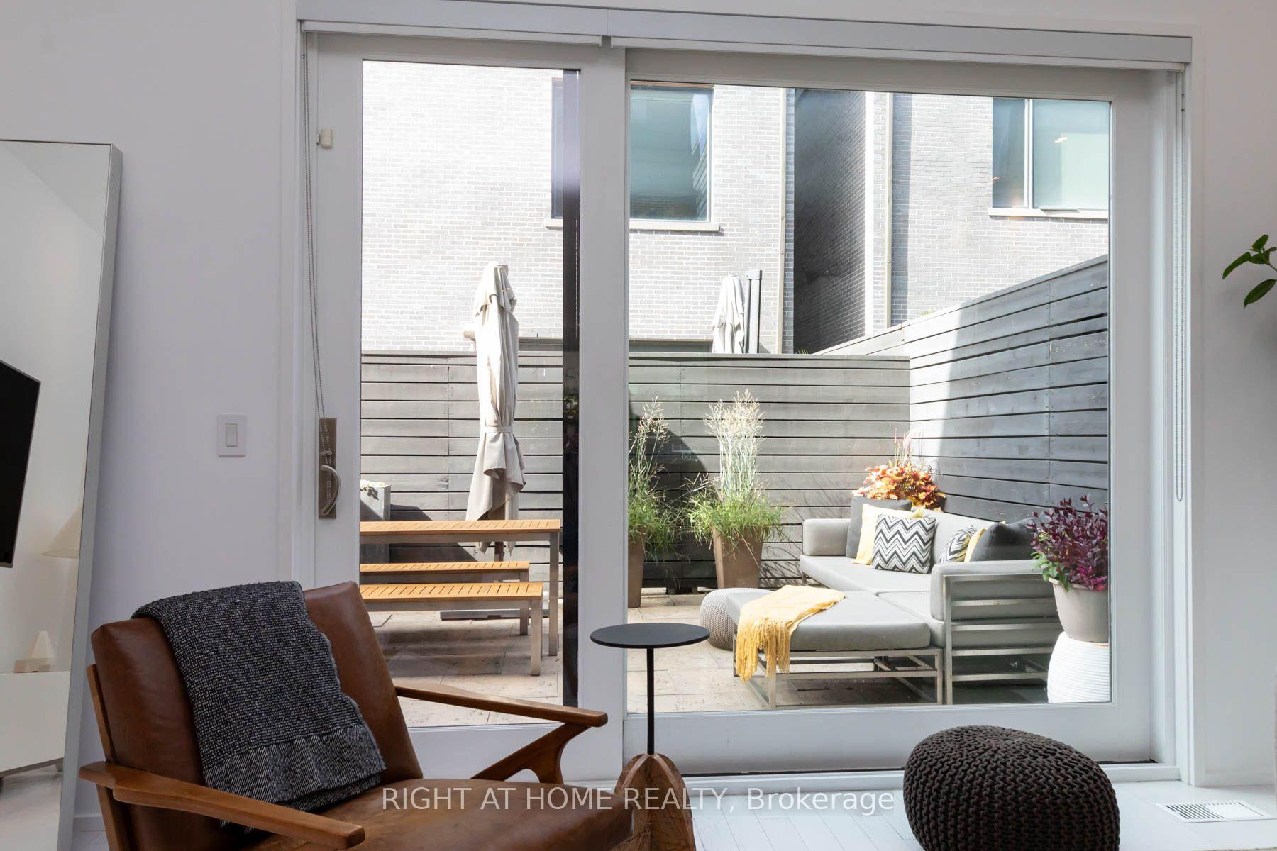 Photo 46 of 248 MANNING AVE Manning Avenue, Toronto, Trinity-Bellwoods — HOMEH