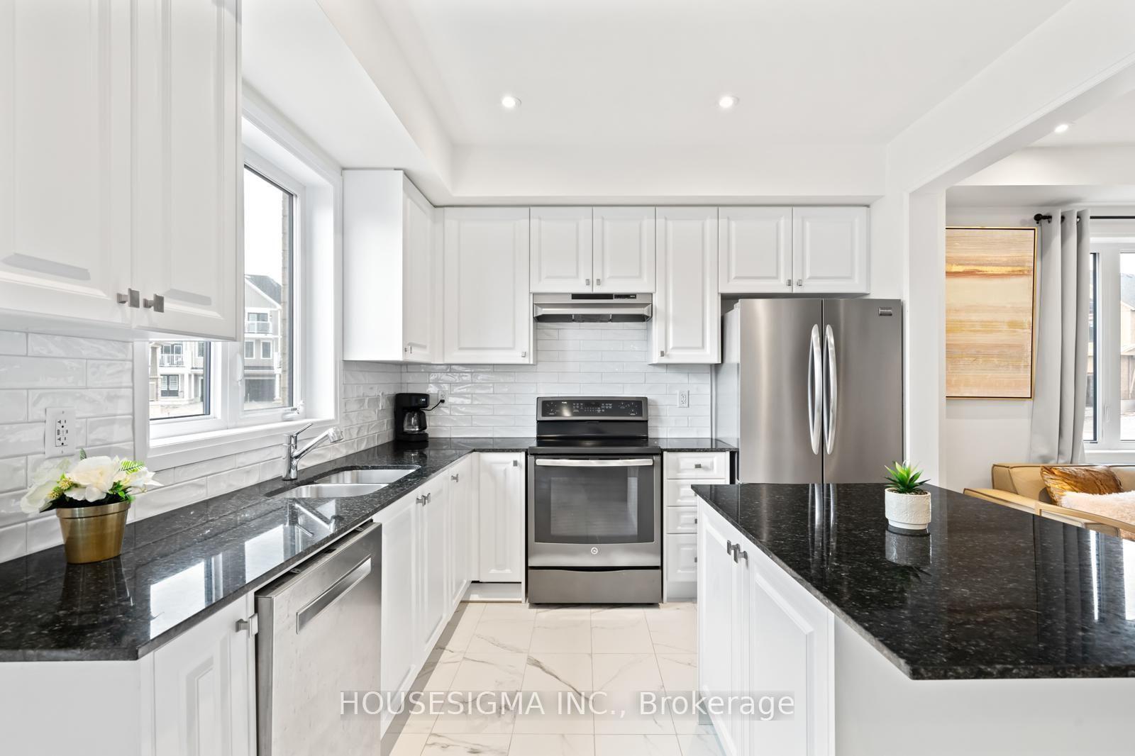Photo 3 of 28 Canvas Crescent, Welland, Dain City — HOMEH