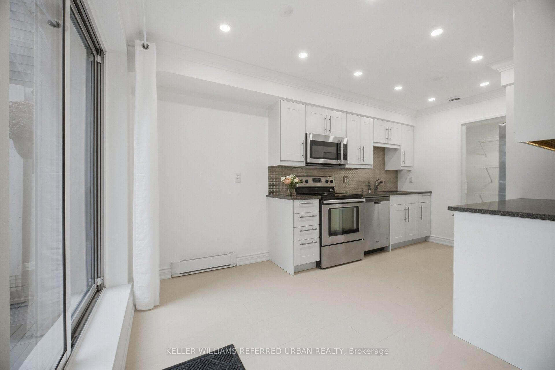 Photo 9 of Unit 185, 2170 Bromsgrove Road, Mississauga, Clarkson — HOMEH