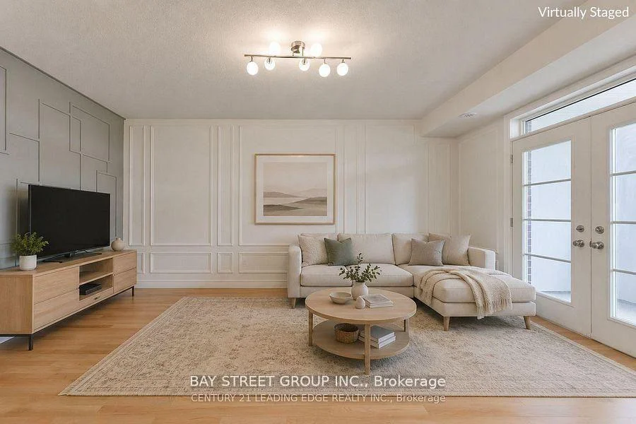 Photo 9 of 15 Alicia Lane, Markham, Box Grove — HOMEH