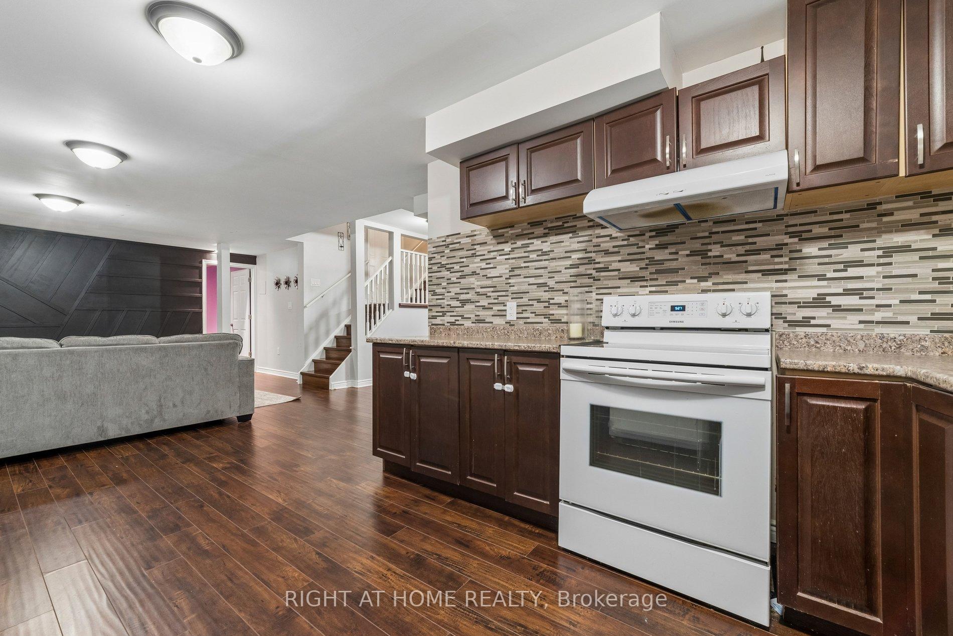 Photo 9 of 13 Weston Crescent, Ajax, Northwest Ajax — HOMEH