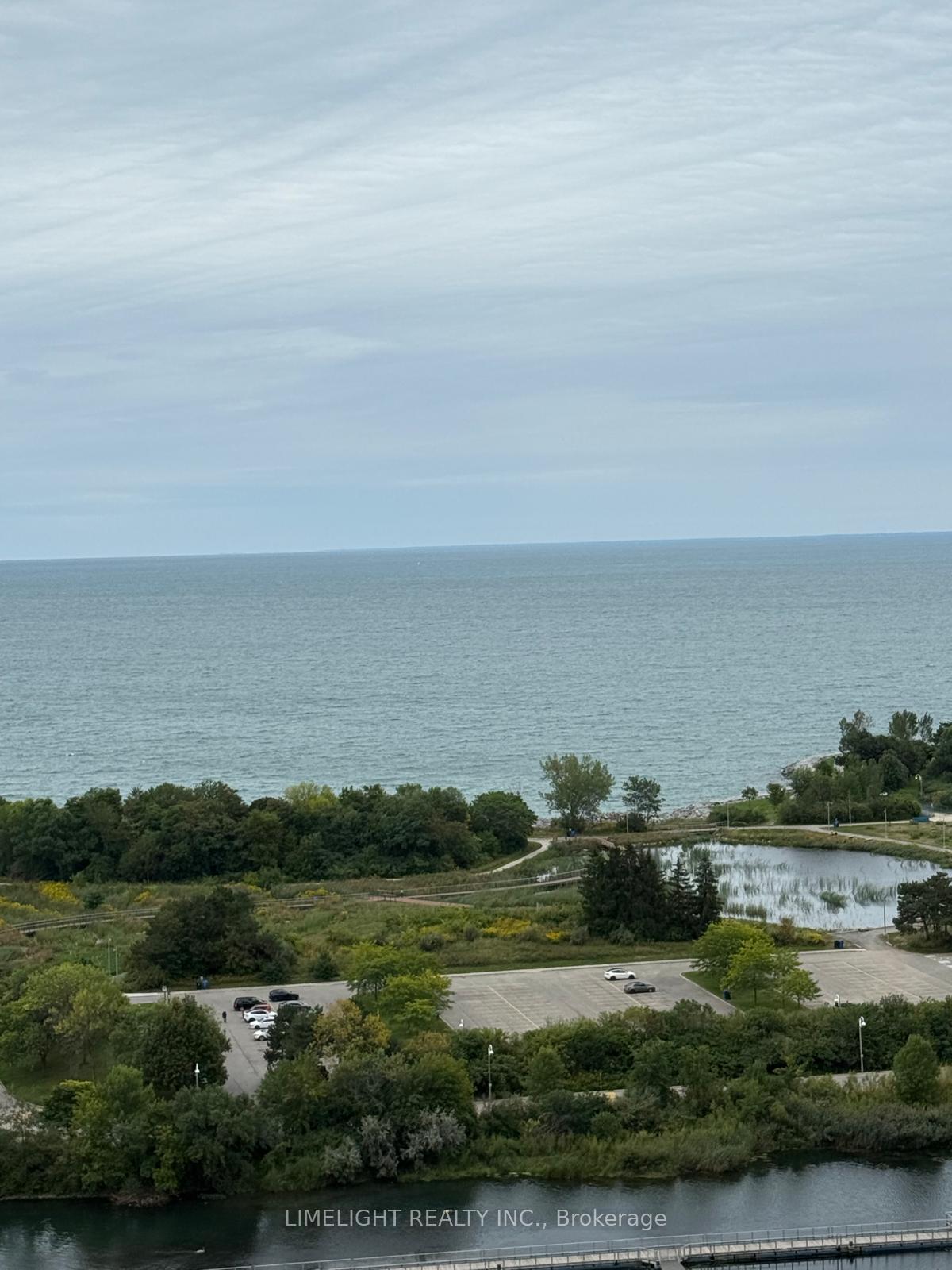 Photo 21 of Unit 2009, 70 Annie Craig Drive, Etobicoke, Mimico — HOMEH