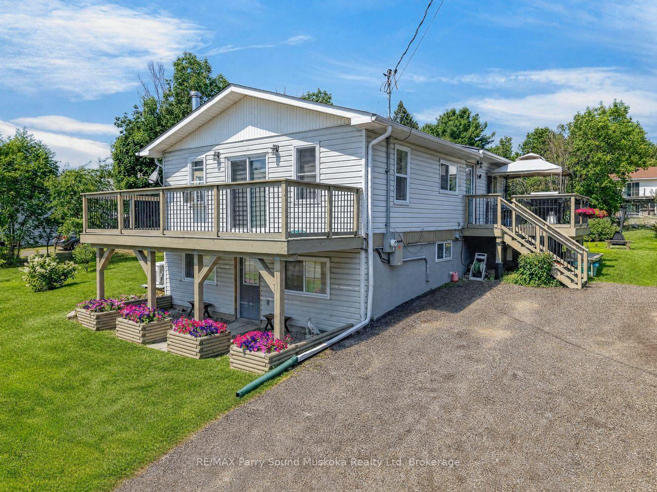 Photo 3 of 22 Ahmic Street, Magnetawan — HOMEH