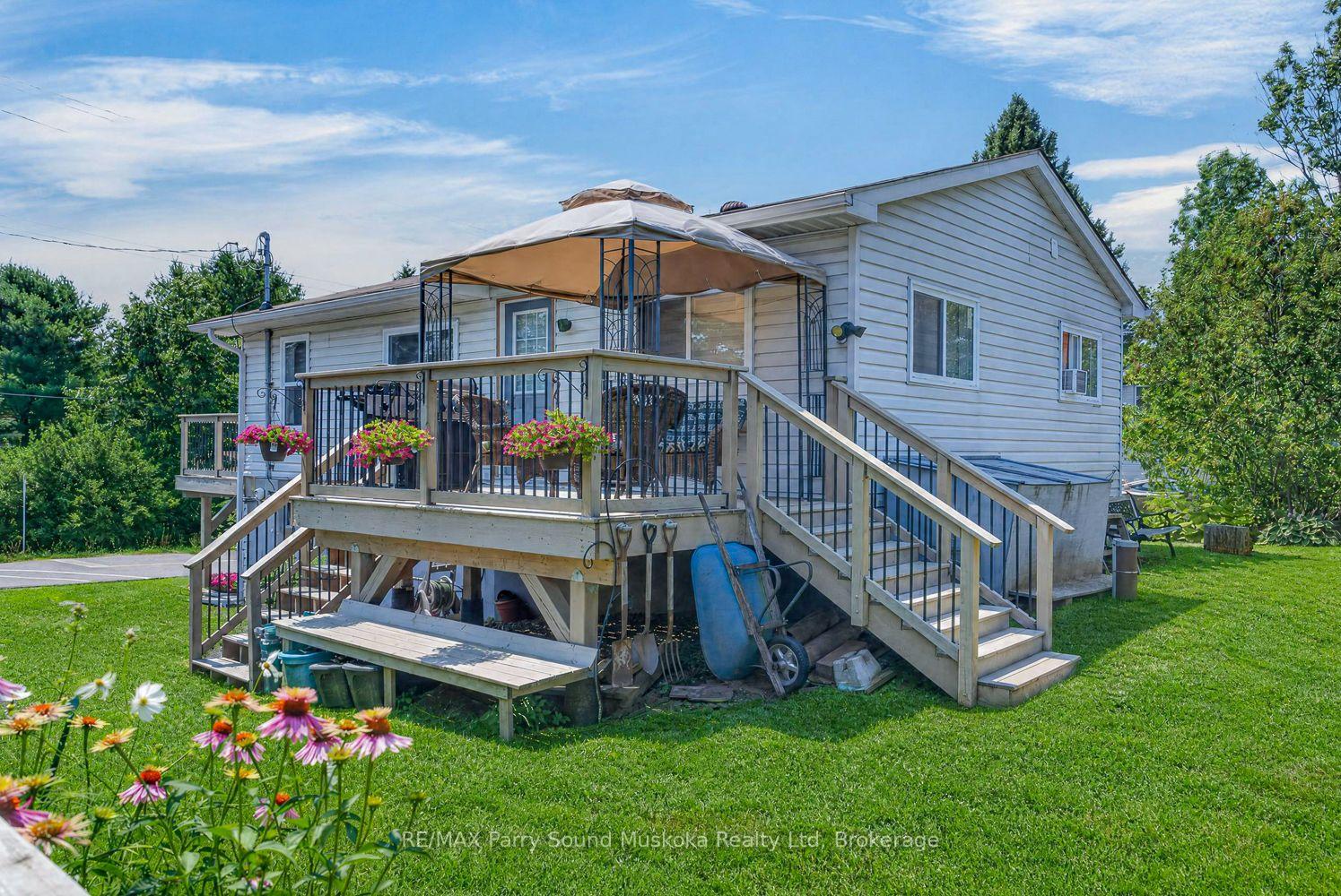 Photo 5 of 22 Ahmic Street, Magnetawan — HOMEH