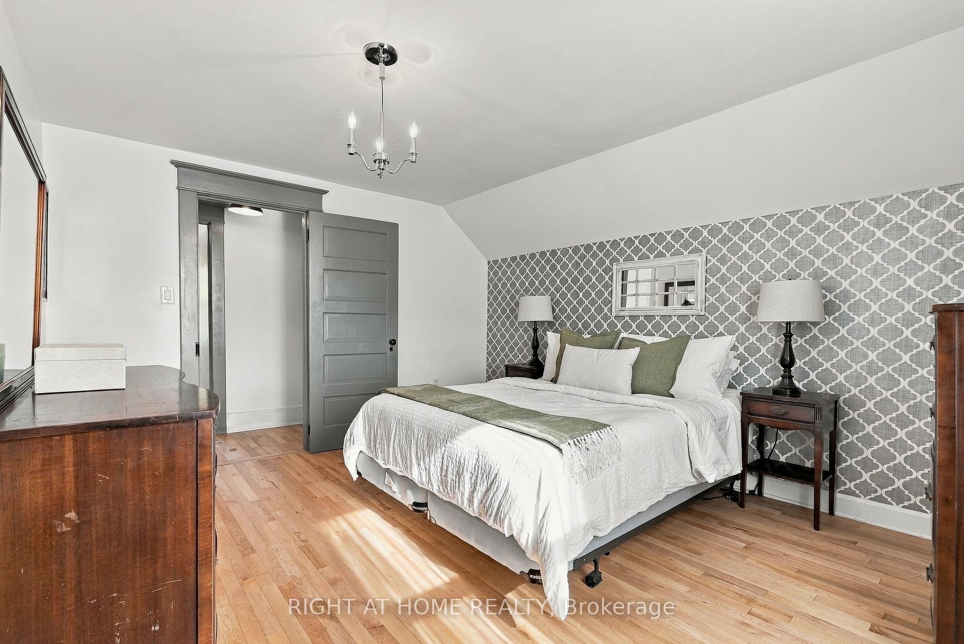 Photo 16 of 19 Asa Street, North Grenville, Kemptville — HOMEH