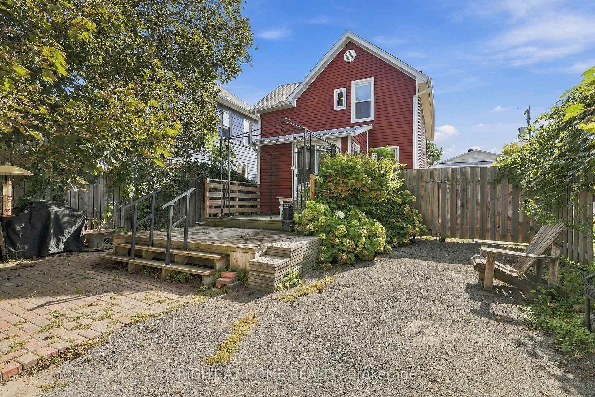 Photo 25 of 19 Asa Street, North Grenville, Kemptville — HOMEH