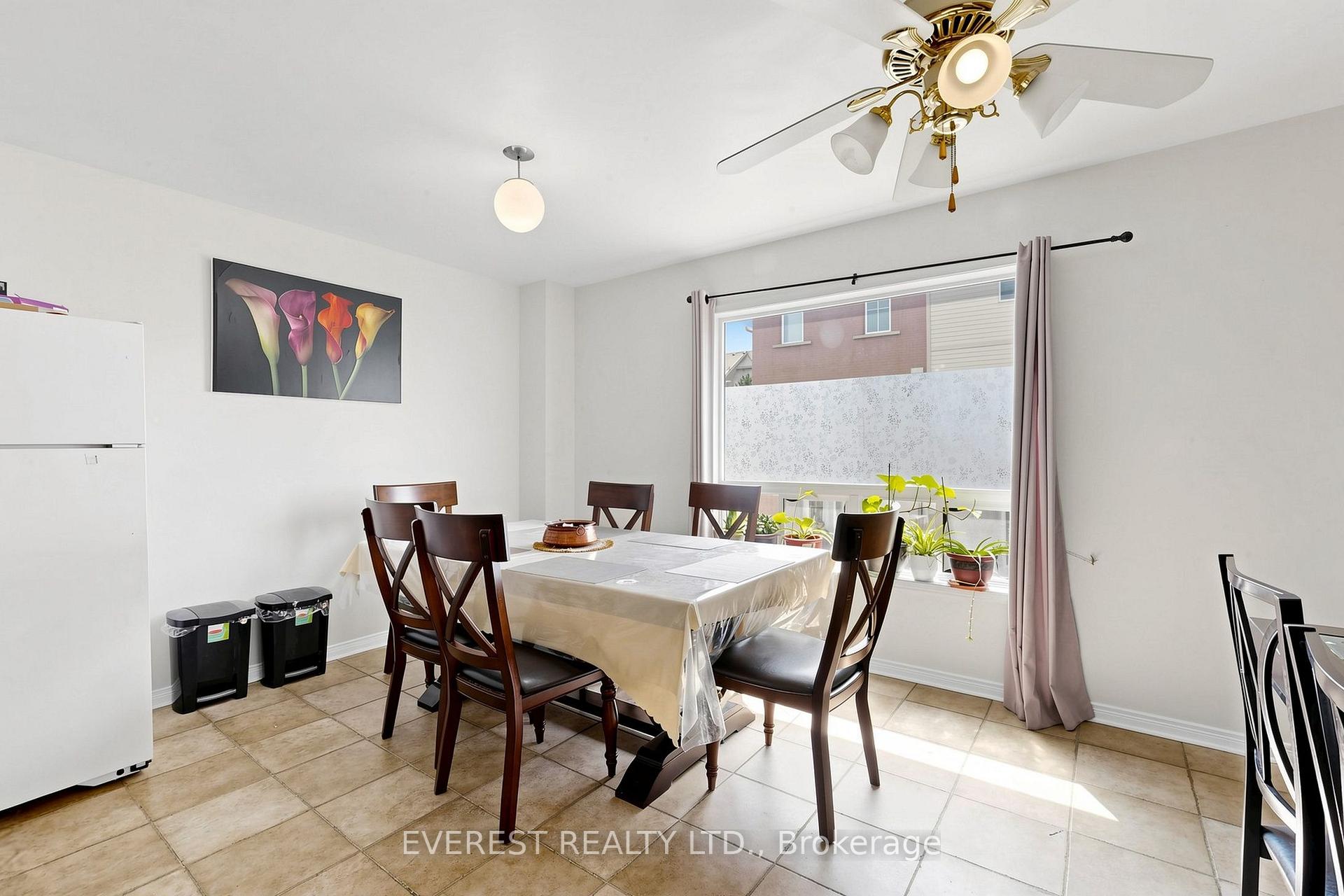 Photo 8 of 121 Jenkinson Way, Scarborough, Dorset Park — HOMEH