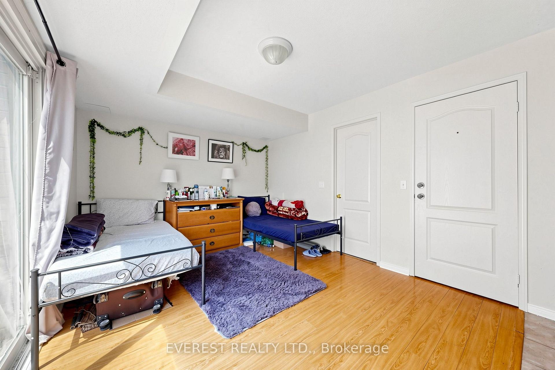 Photo 17 of 121 Jenkinson Way, Scarborough, Dorset Park — HOMEH